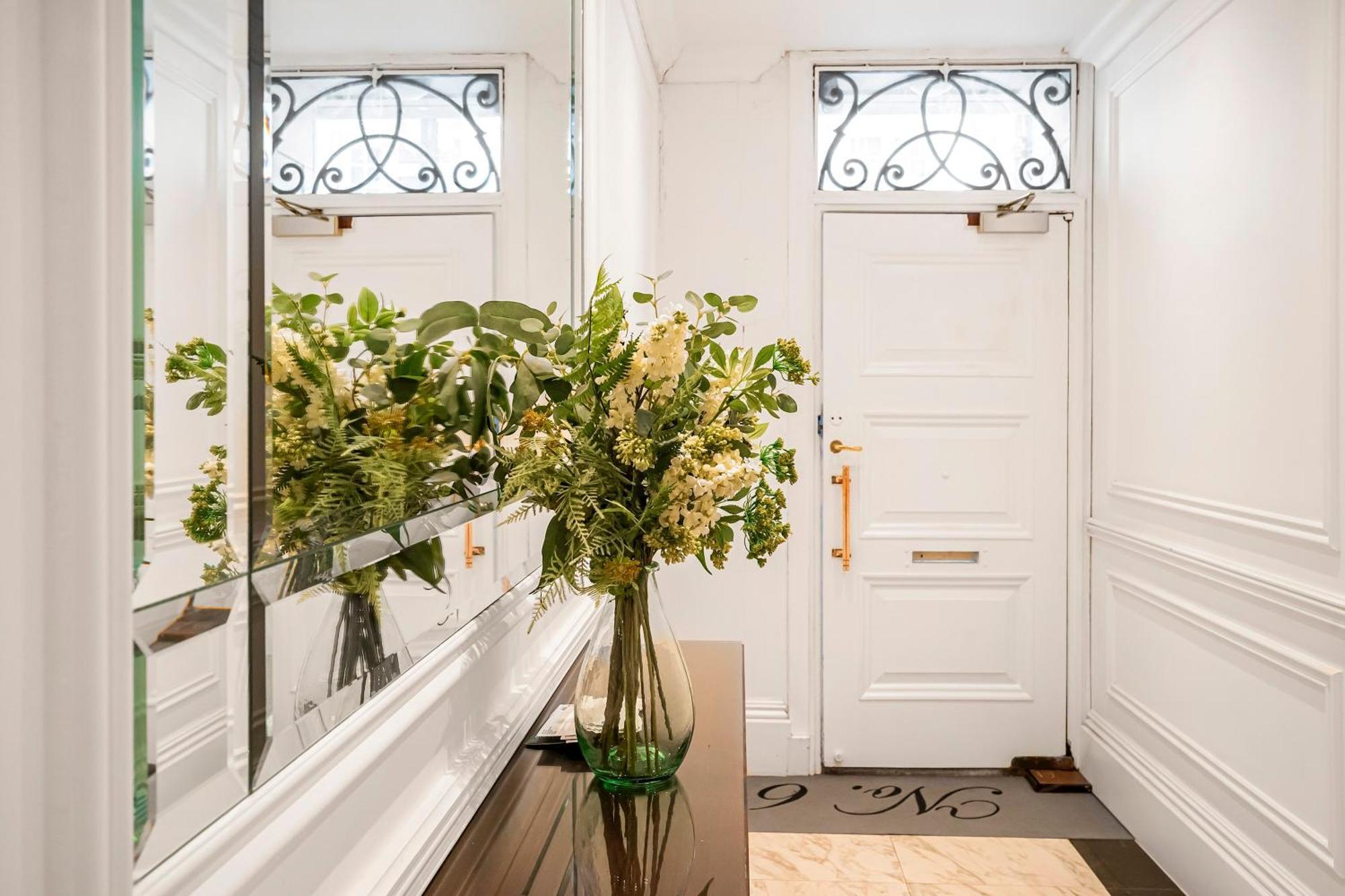 Pass The Keys Large And Elegant Marylebone Apartment *