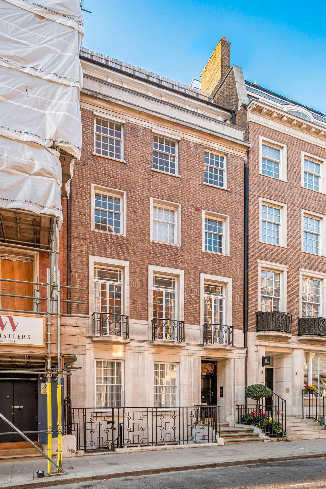 Pass The Keys Large And Elegant Marylebone London
