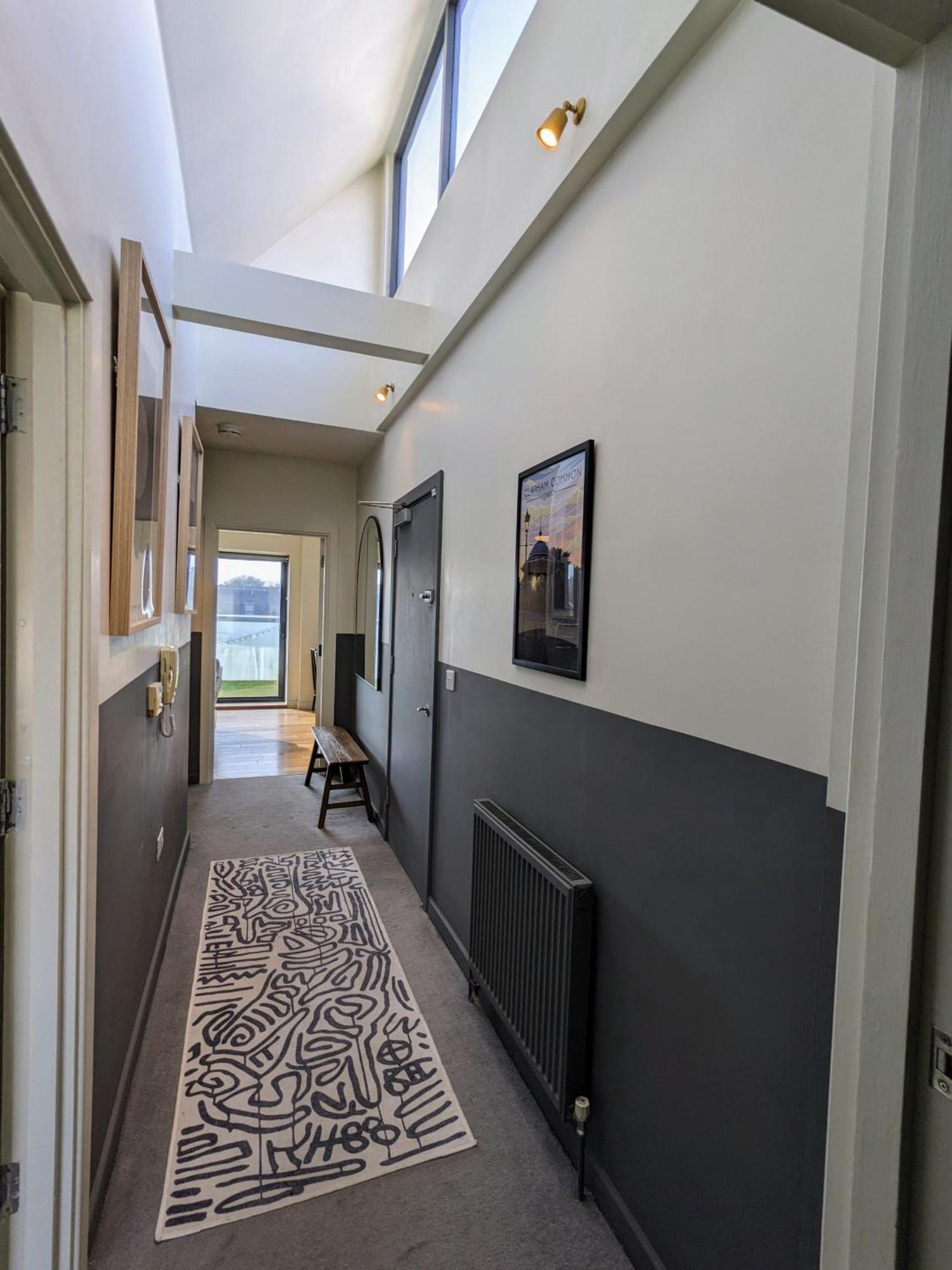Clapham Park 1 Apartment *