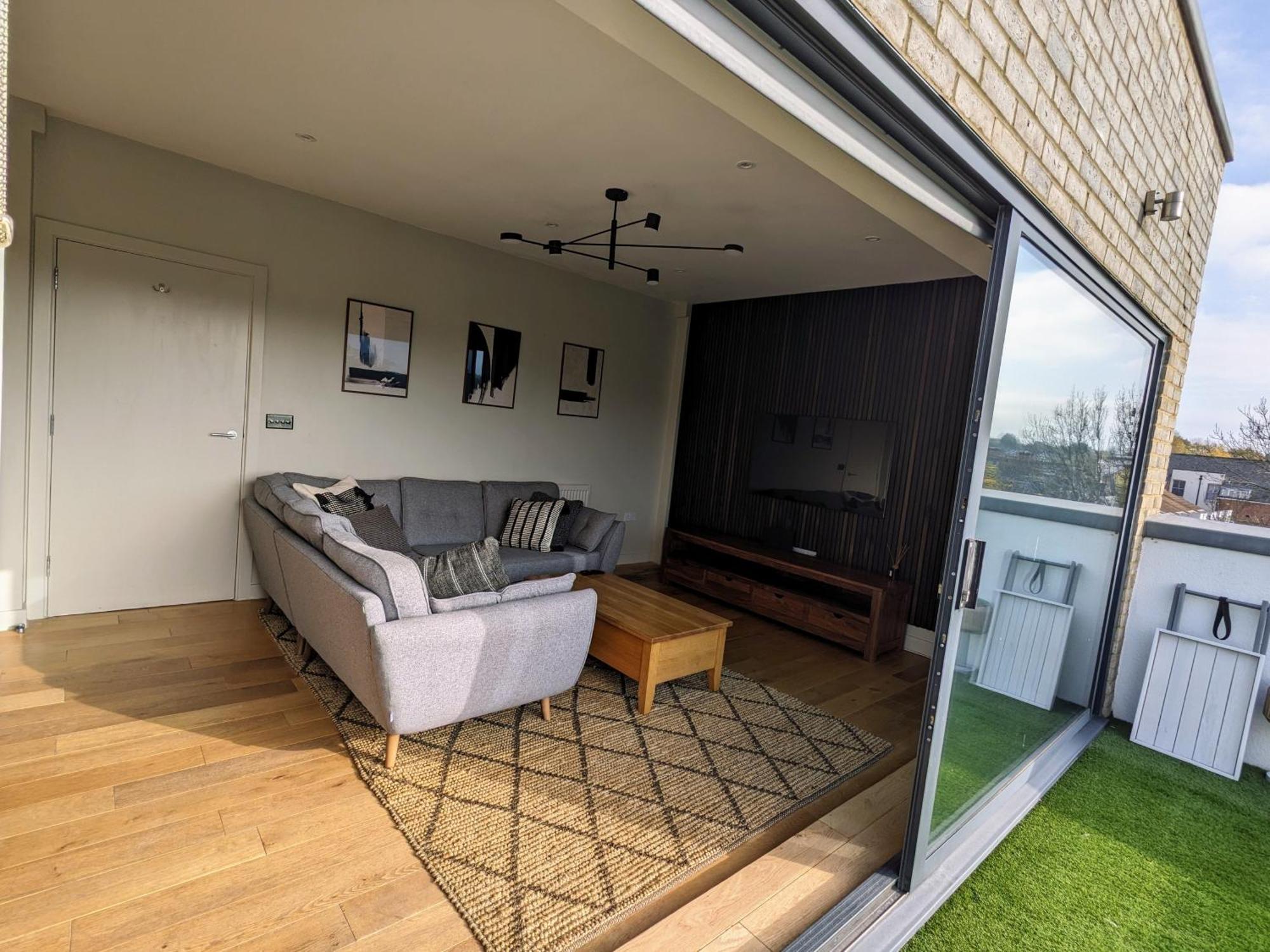 Clapham Park 1 Apartment London