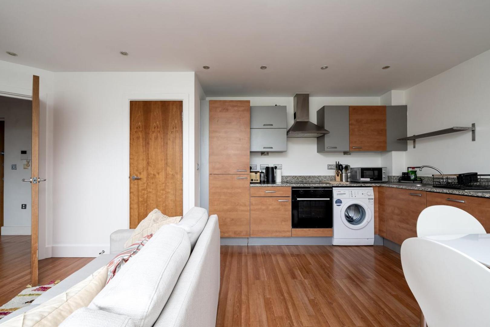 Apartamento Guestready - Modern With Balcony No Wifi
