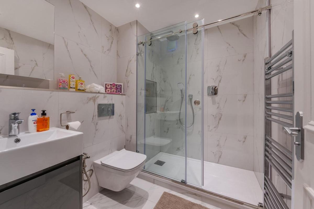 Apartment Luxurious 1 Bedroom On Iconic Harley Street 1hs *
