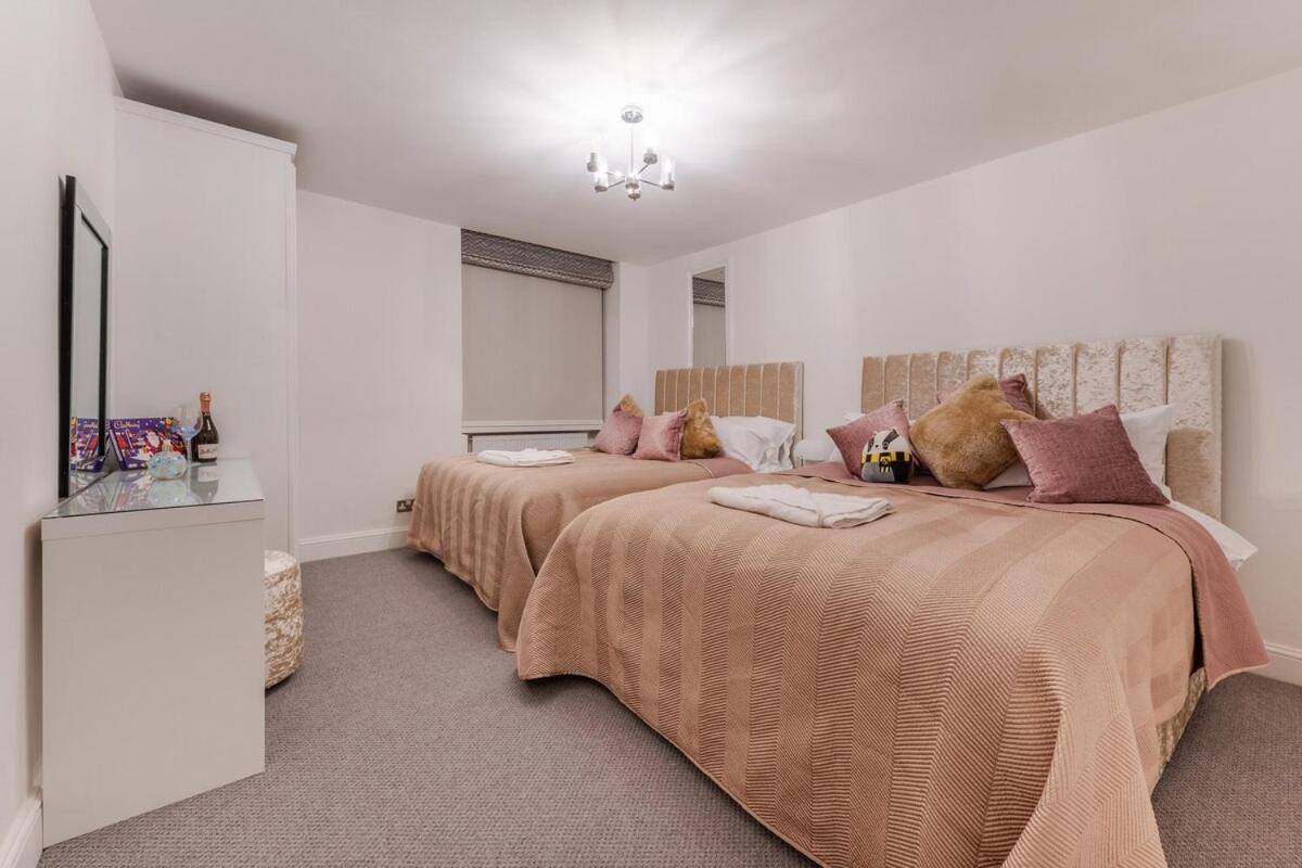 Luxurious 1 Bedroom On Iconic Harley Street 1hs Apartment *