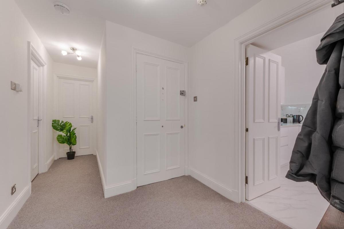 Luxurious 1 Bedroom On Iconic Harley Street 1hs London