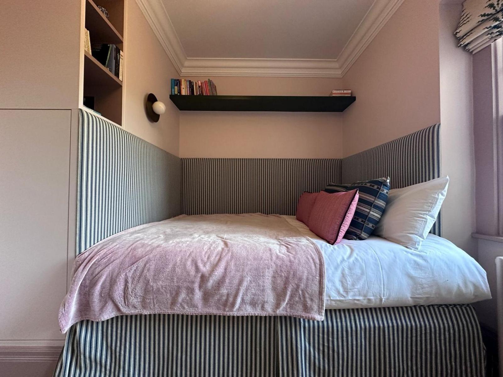 Melody Apartment *