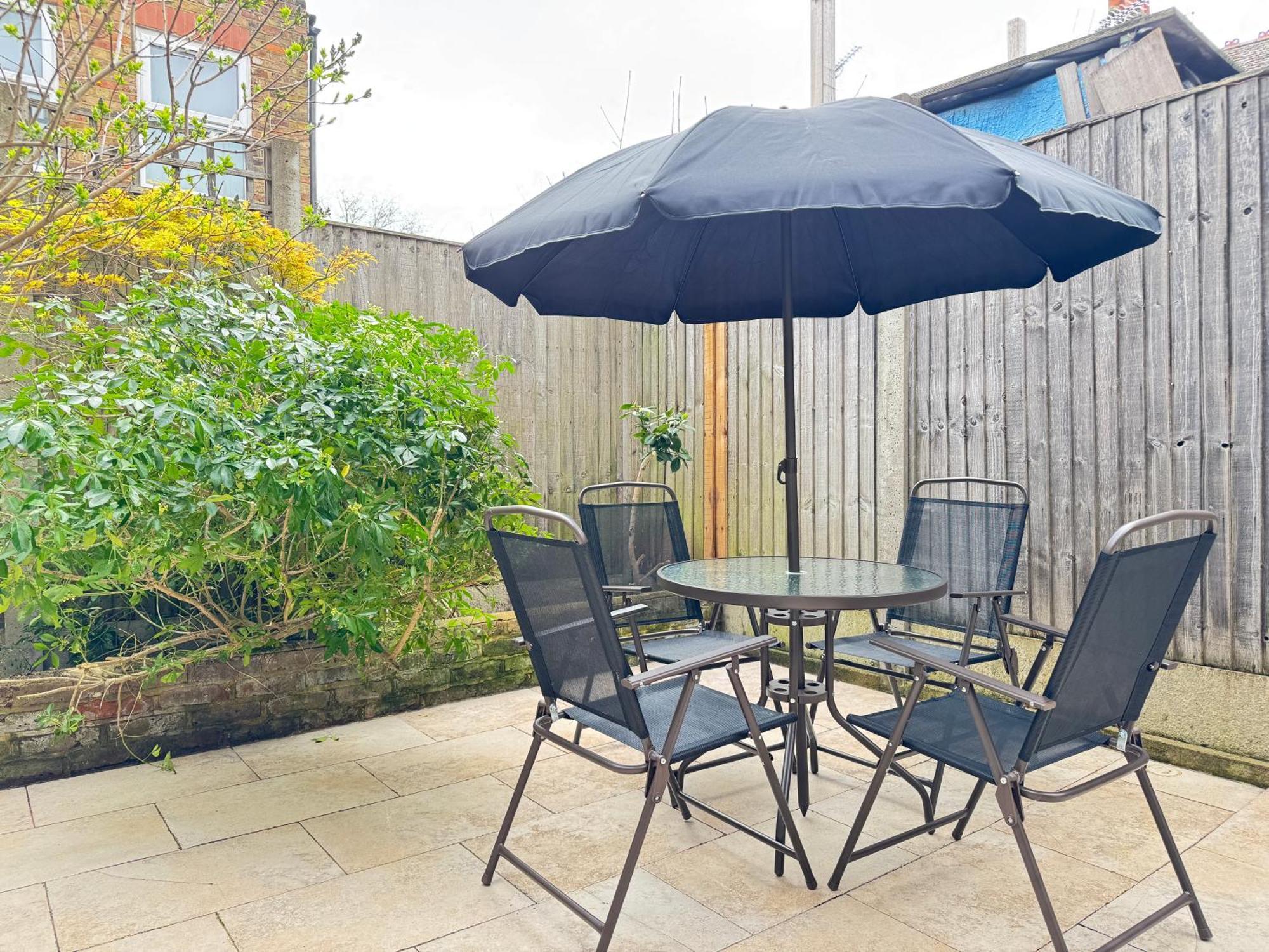 Lovely 4 Bedrooms Entire House In Hammersmith London