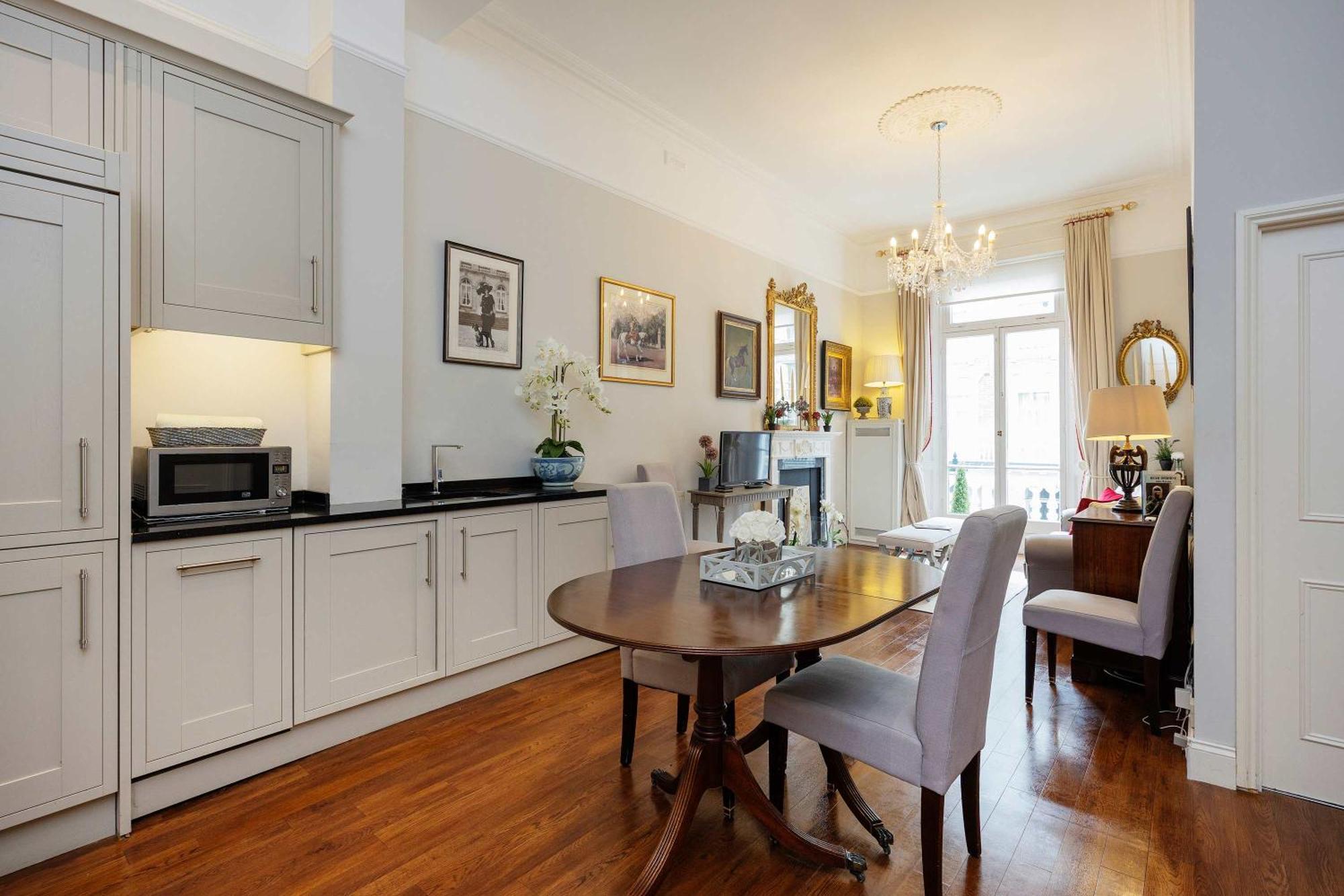 Veeve - South Kensington Charm London