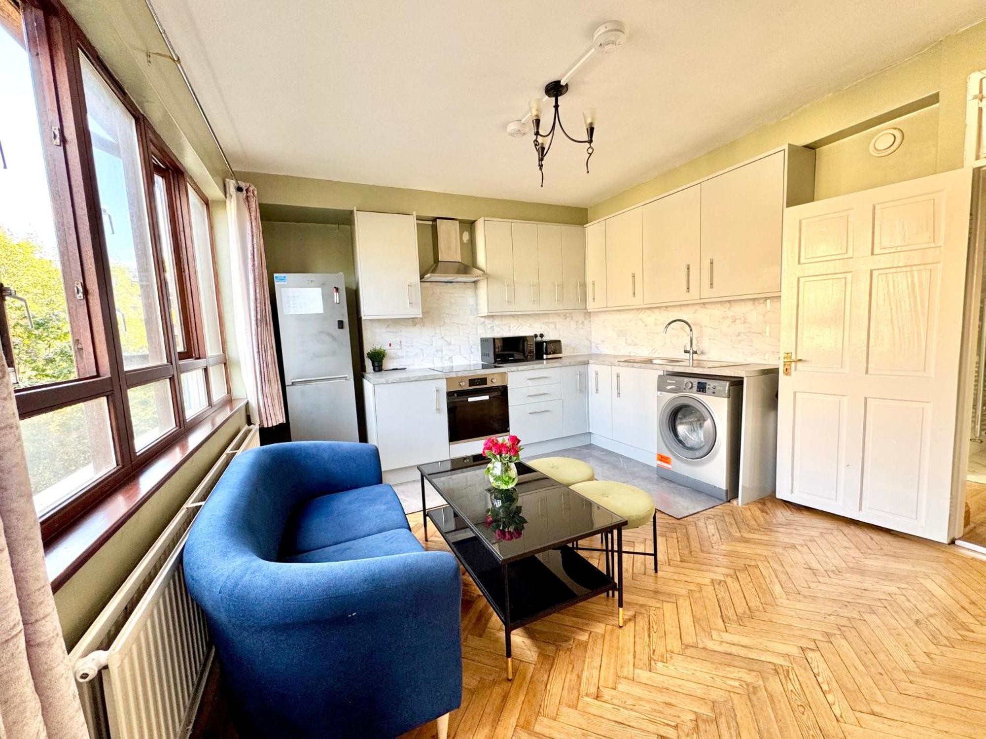 Stylish 4 Bed Kings Cross London