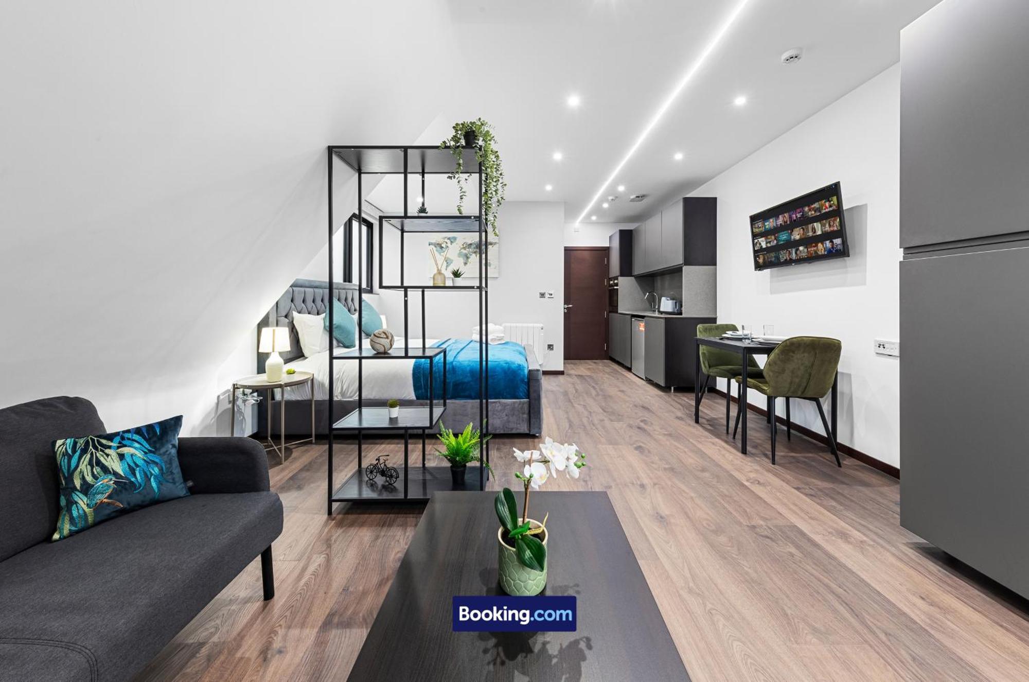 Apartment Stylish By Smart Short Lets & Serviced Woodstock With Free Wifi *