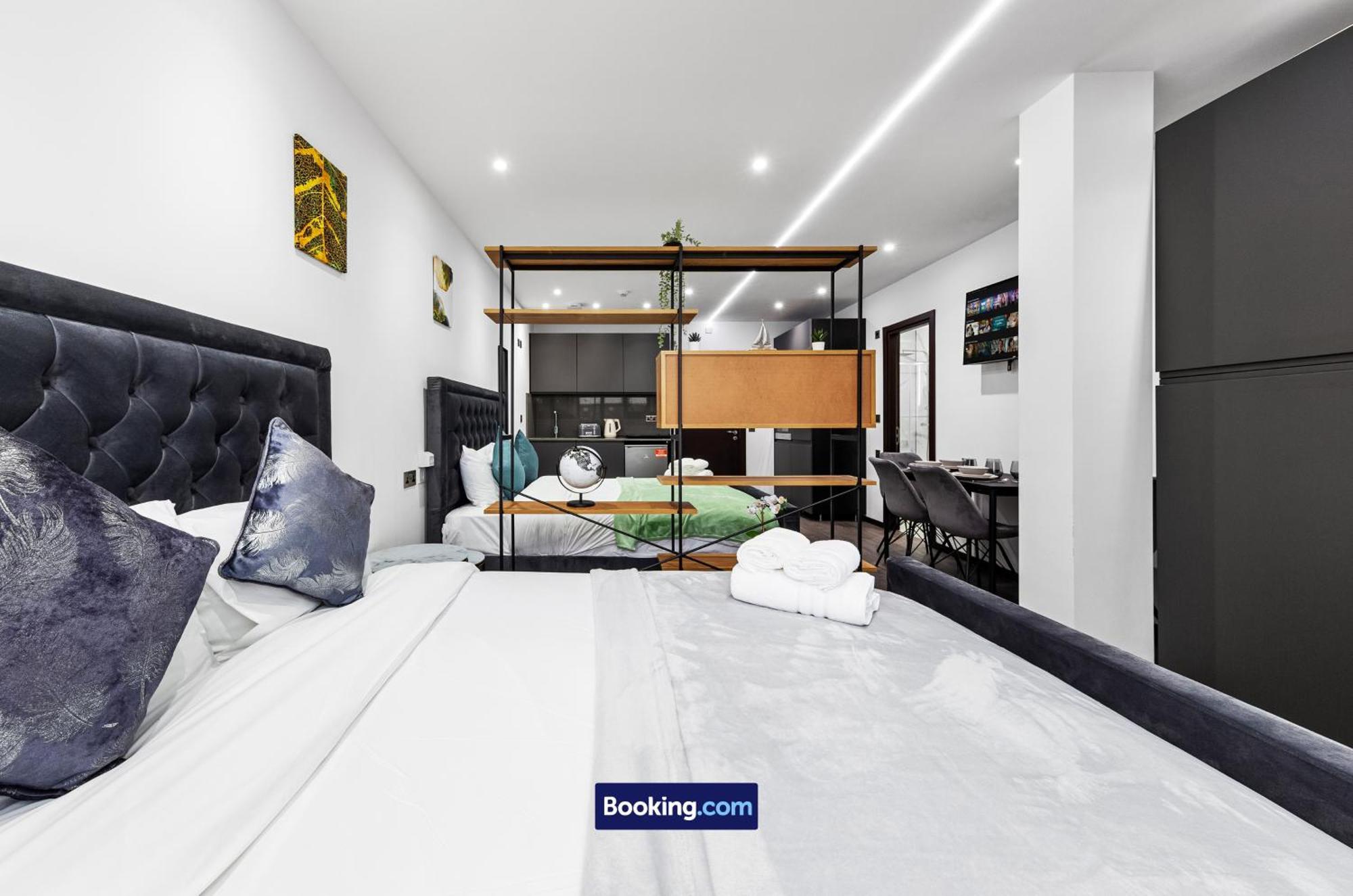 Apartment Stylish By Smart Short Lets & Serviced Woodstock With Free Wifi