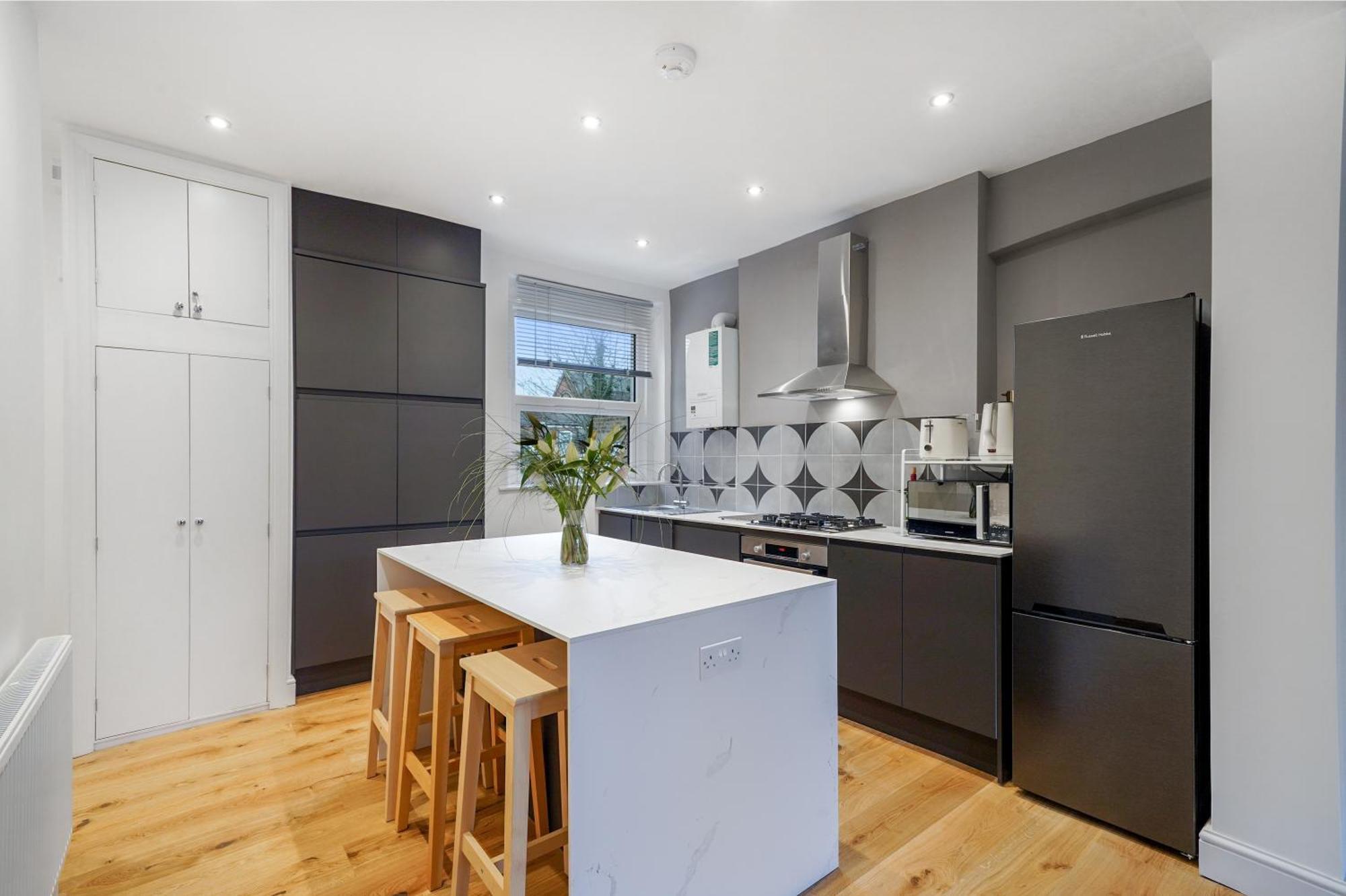 Bright Stylish North Retreat London