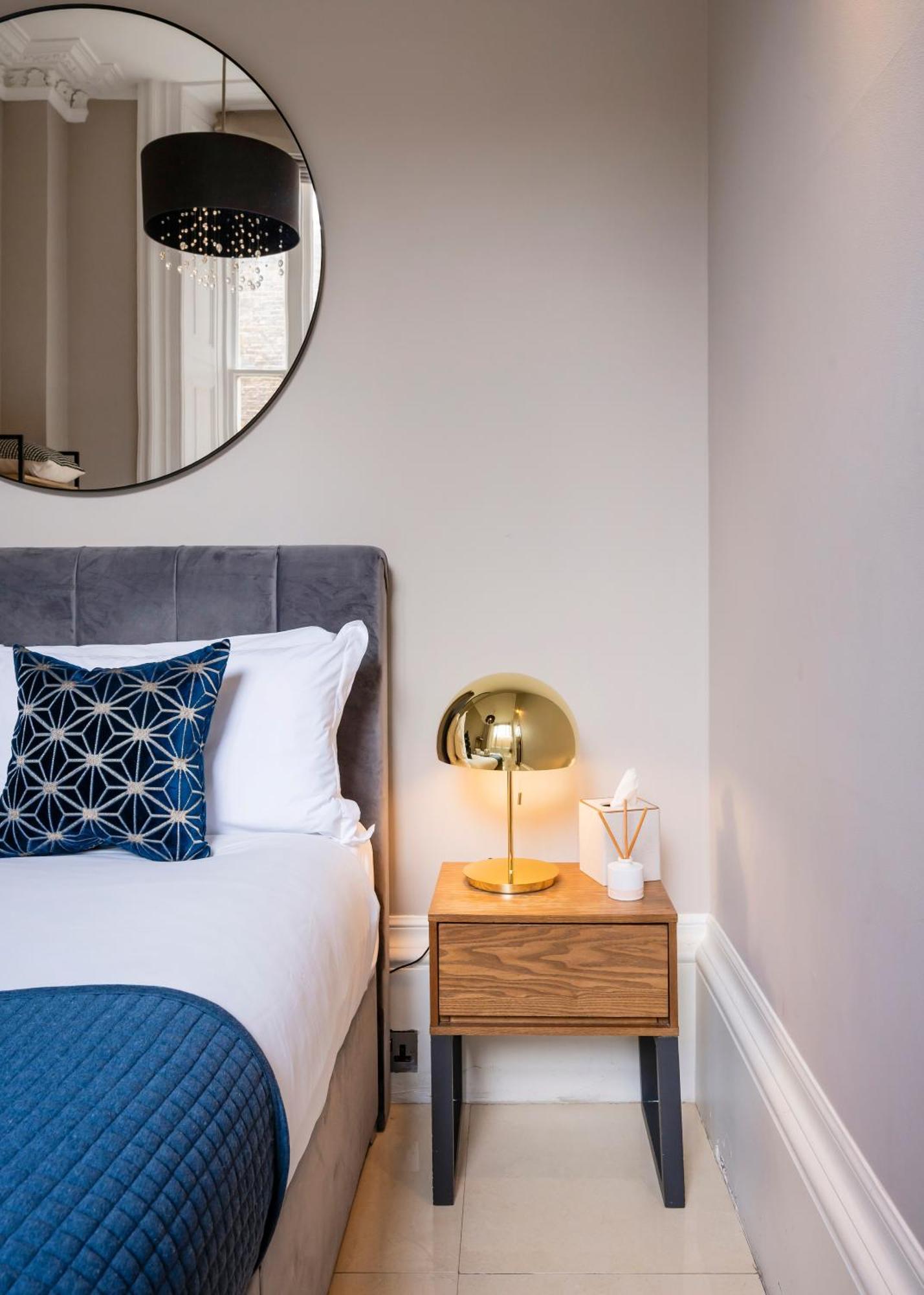 Hyde Park Apartment *