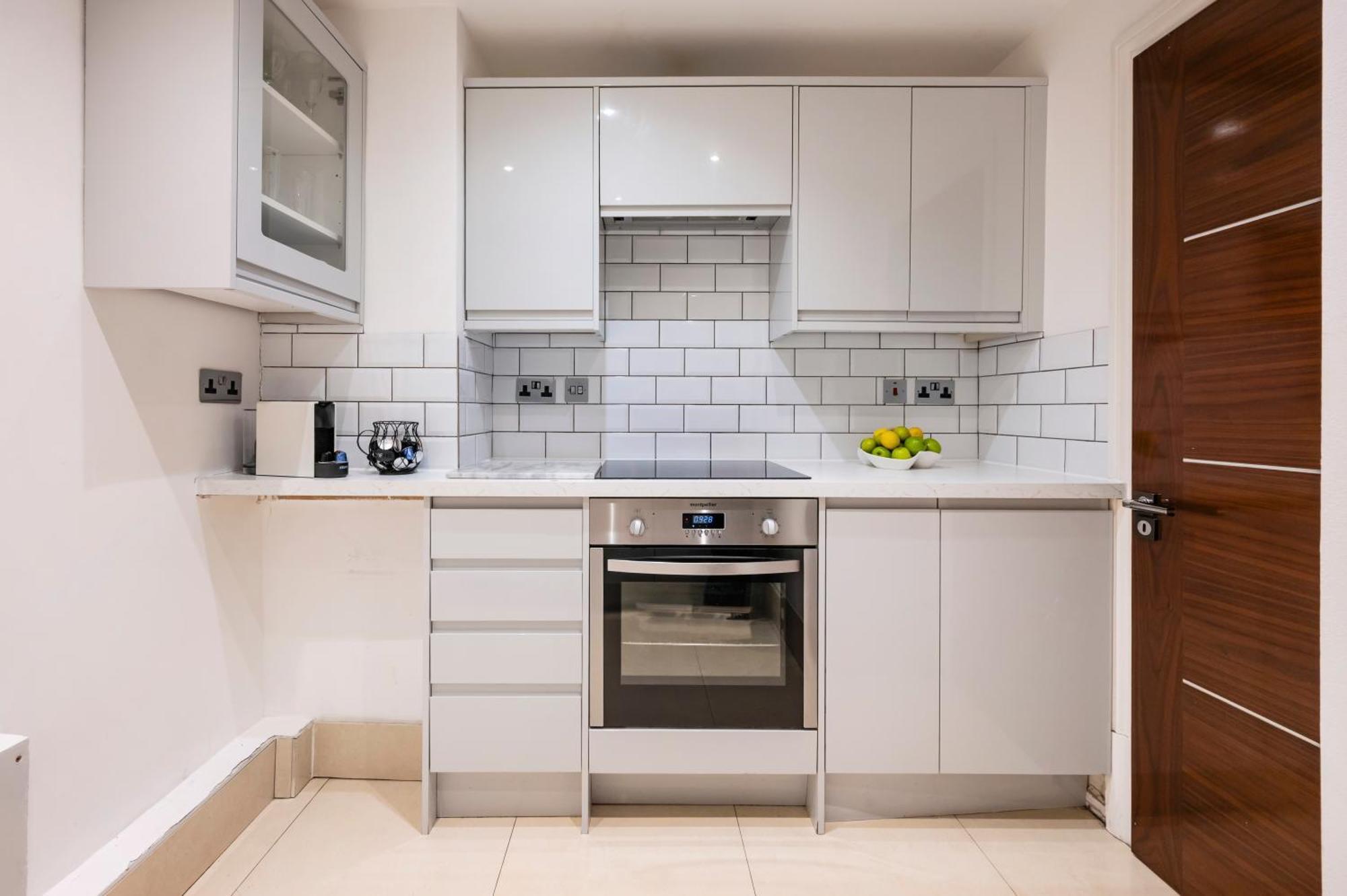 Hyde Park Apartment *