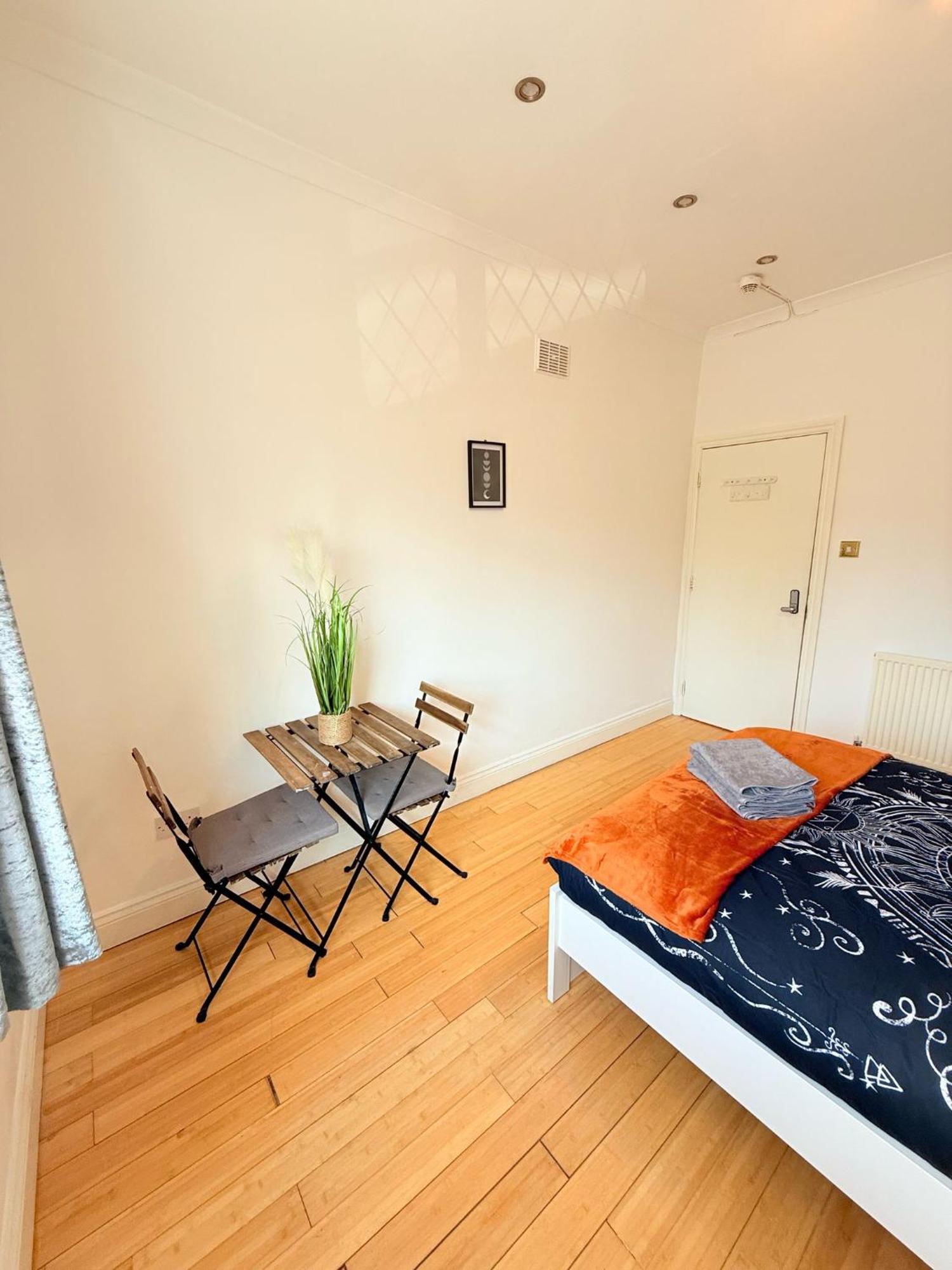 Wembley Homestay London