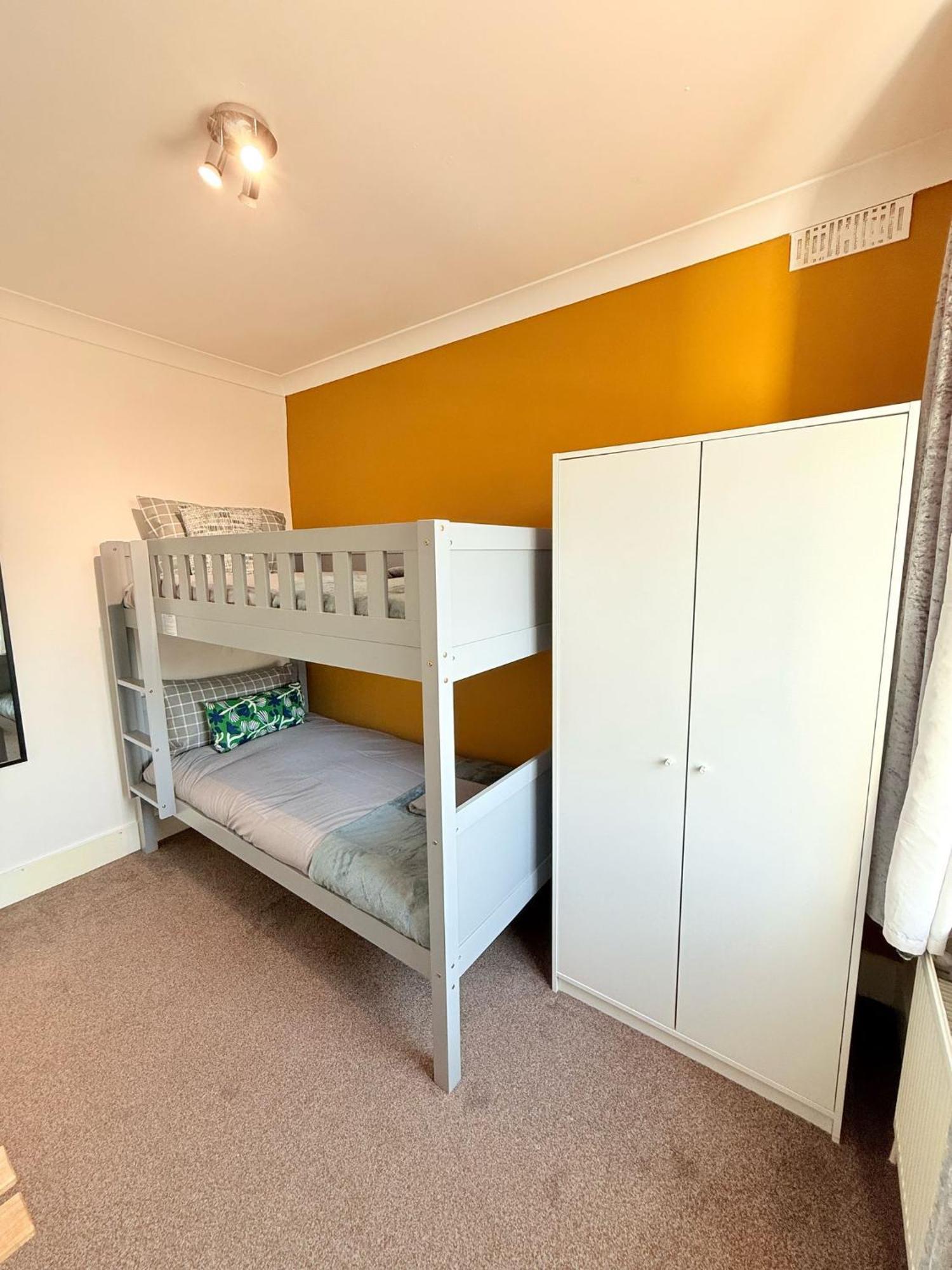 Wembley Homestay London