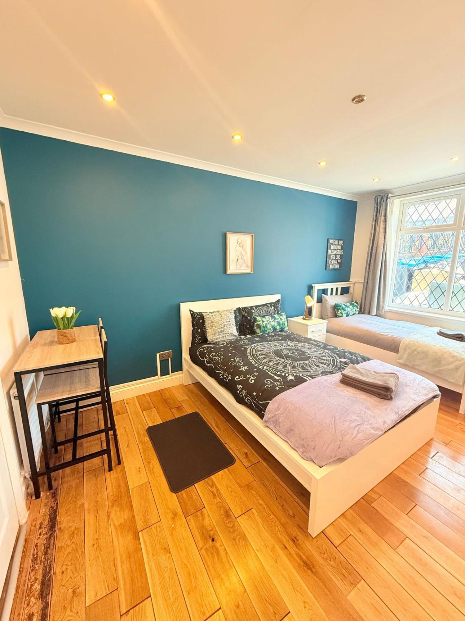 Wembley Homestay London