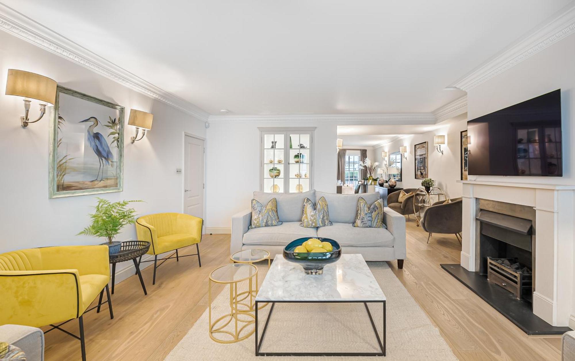 Modern 3 Bedroom Luxury House With Garage In Londres