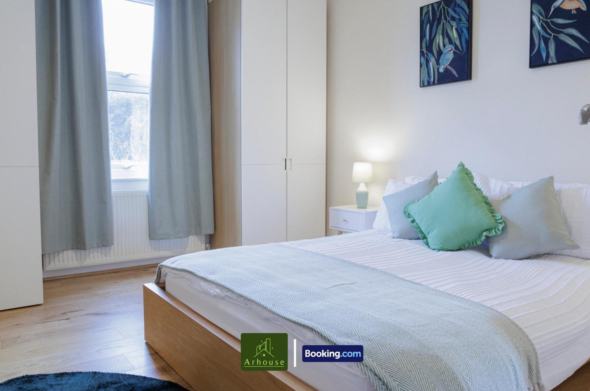 Apartment 3 Bedroom By Arhouse Short Lets & Serviced Kensal Rise With Free Wifi & Free Parking London