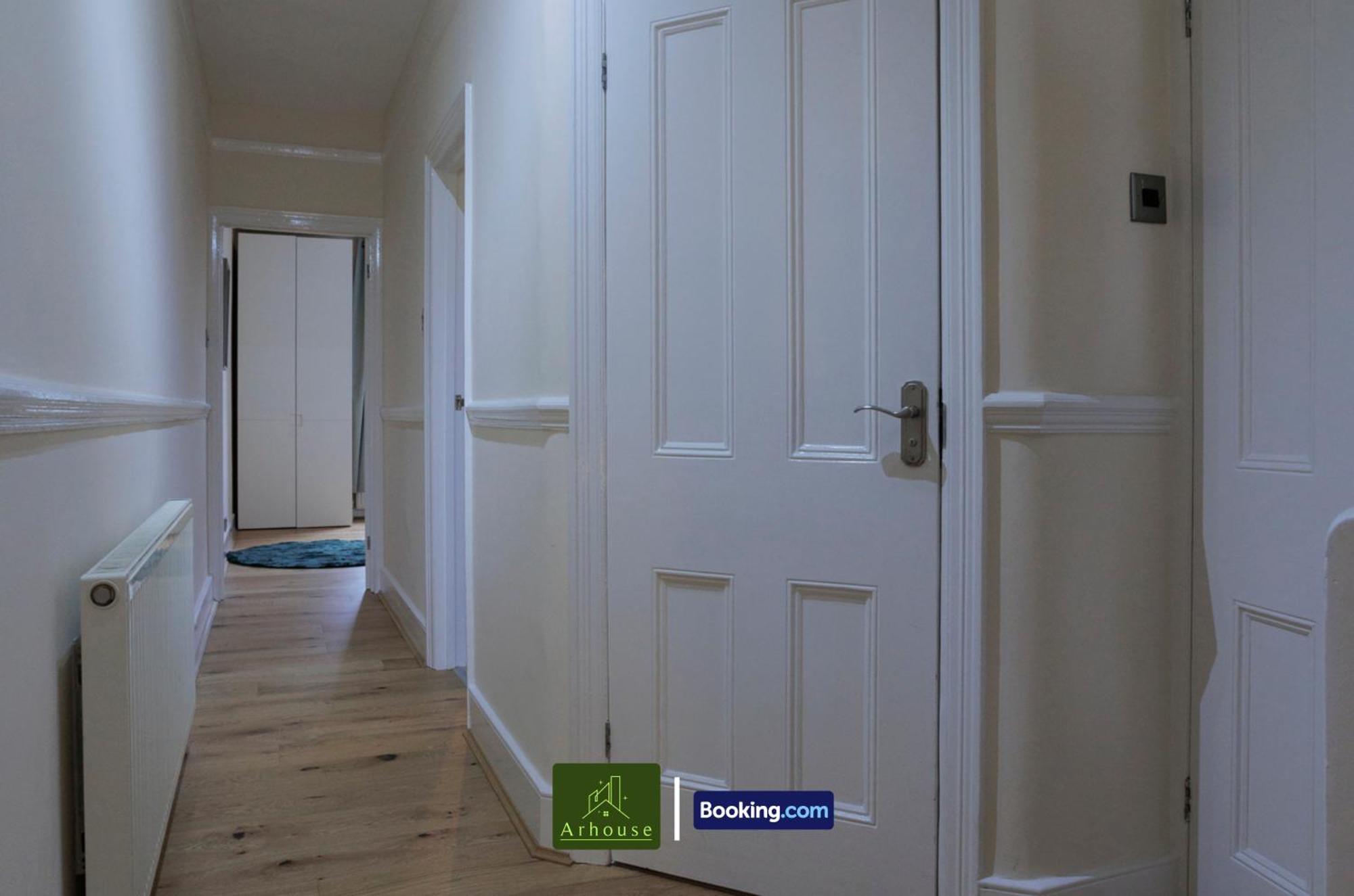 3 Bedroom By Arhouse Short Lets & Serviced Kensal Rise With Free Wifi & Free Parking Apartment