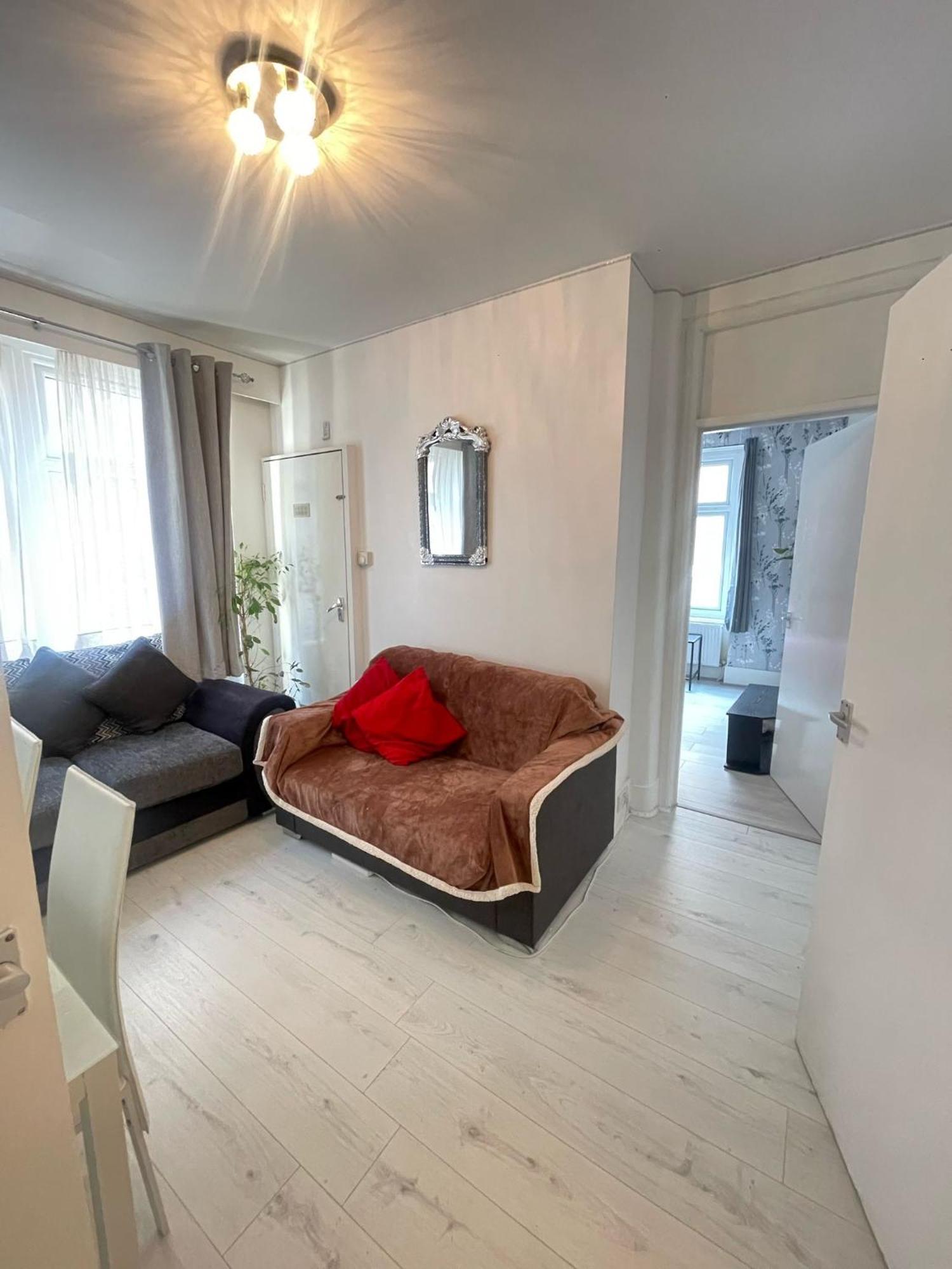 Apartment Lovely 2 Bed Flat 2 Floor Miles *