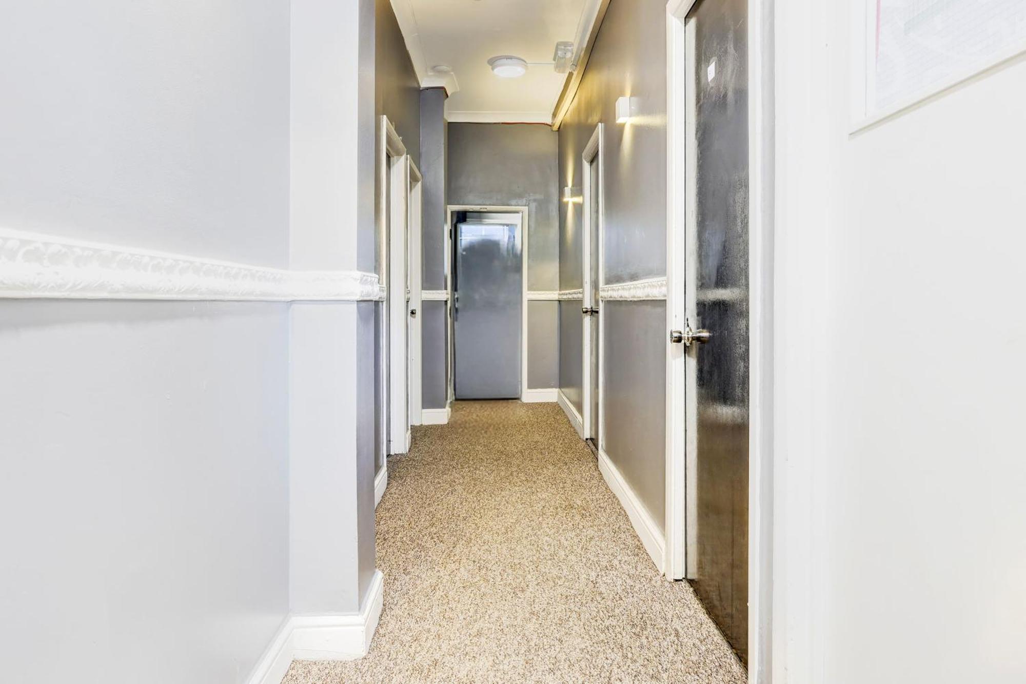 Shelton Hotel, Finsbury Park 3* London
