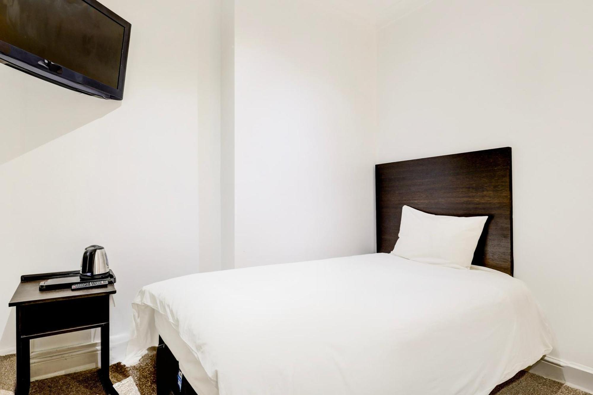 Shelton Hotel, Finsbury Park Hotel London