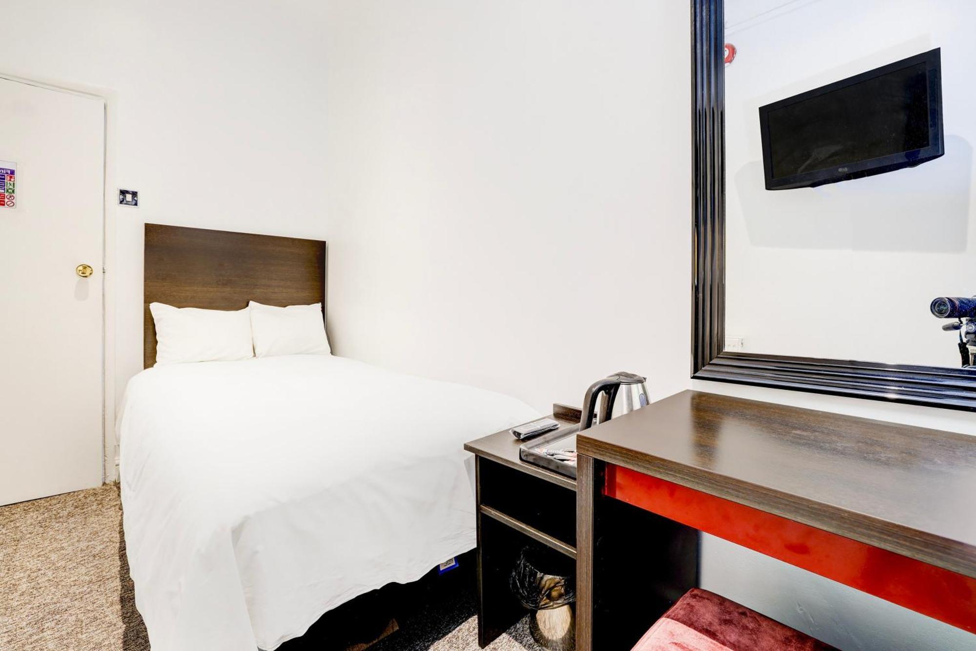 Shelton Hotel, Finsbury Park 3* London