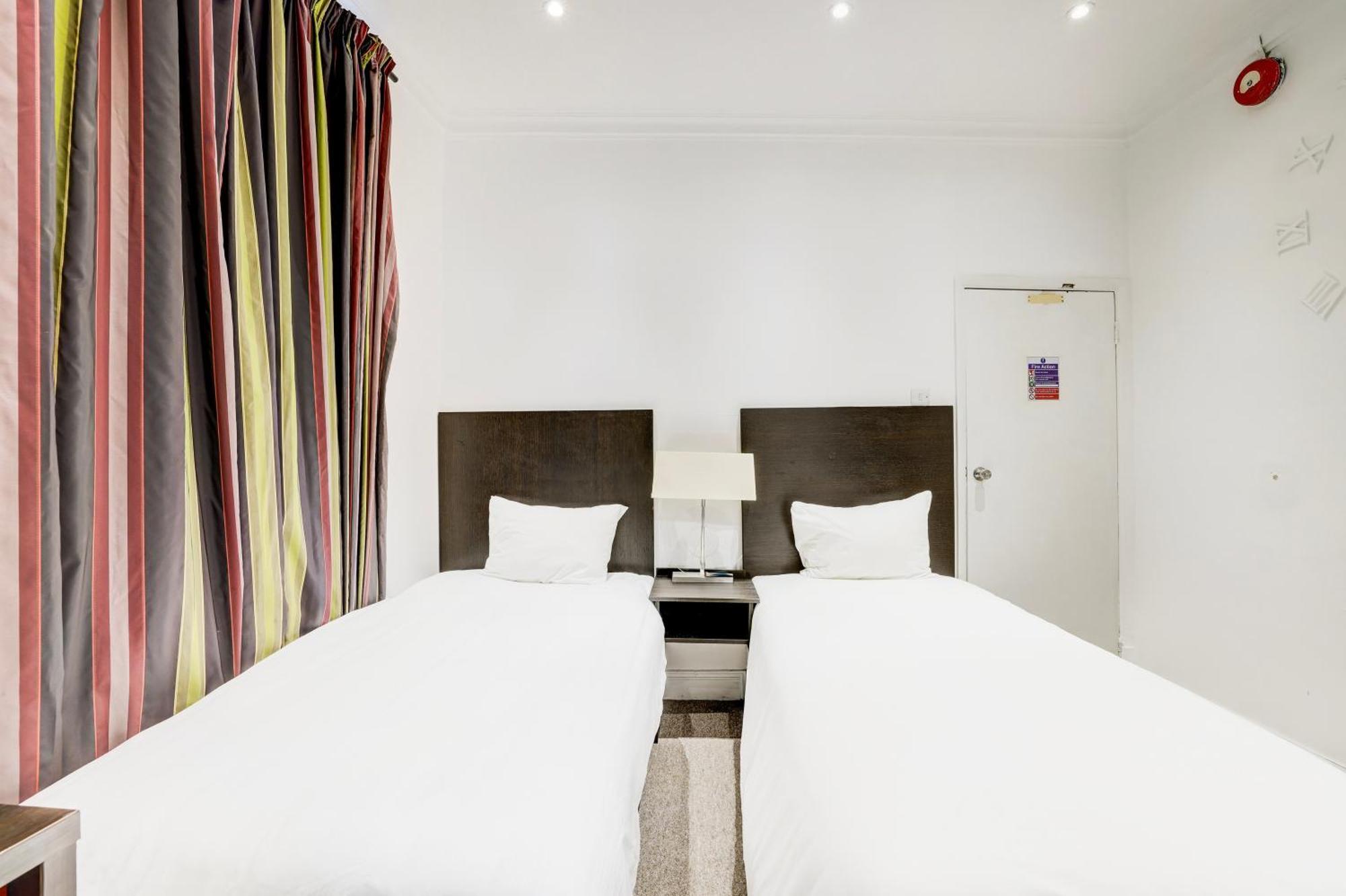 Shelton Hotel, Finsbury Park