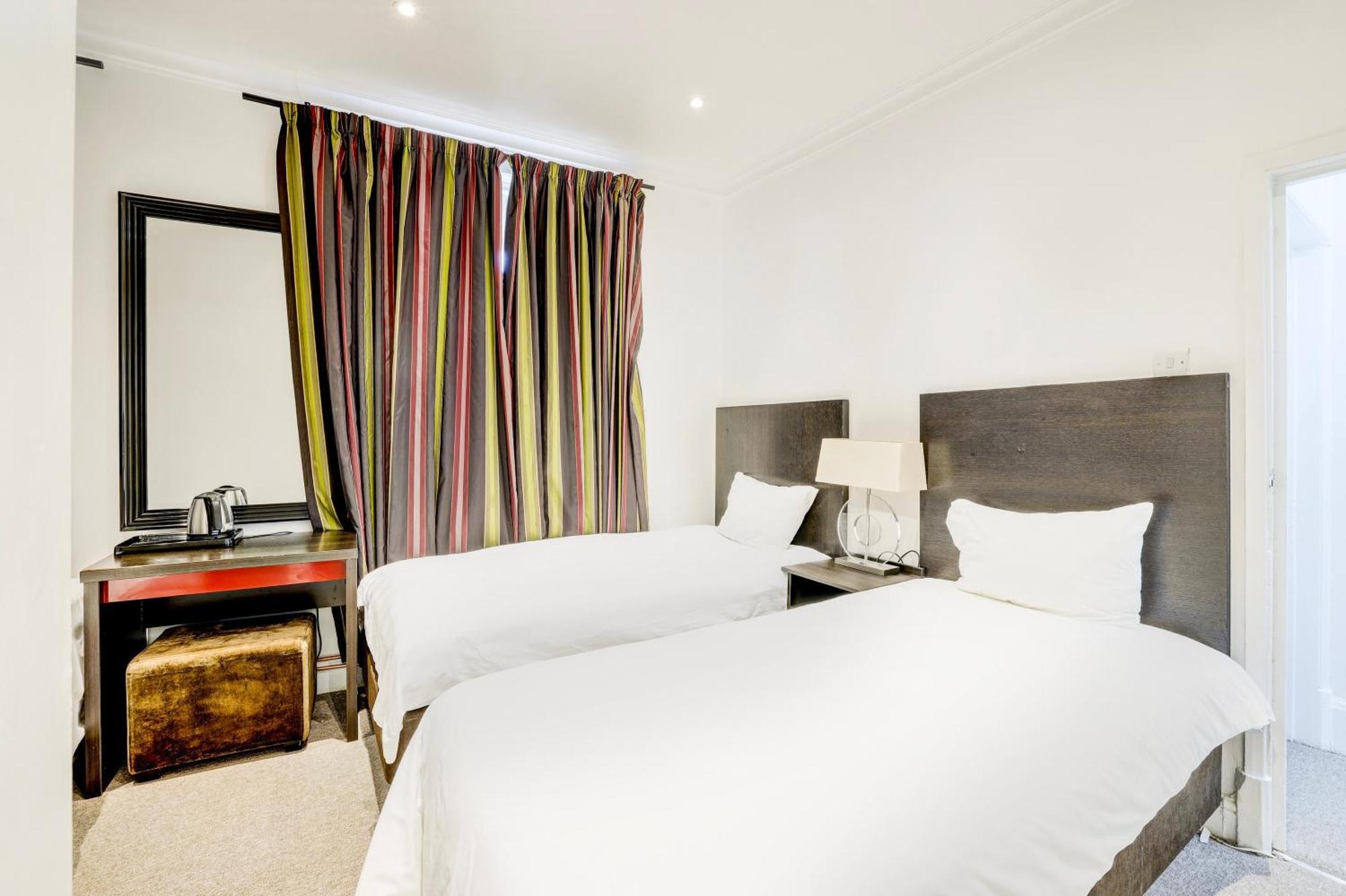 Shelton Hotel, Finsbury Park Hotel 3*