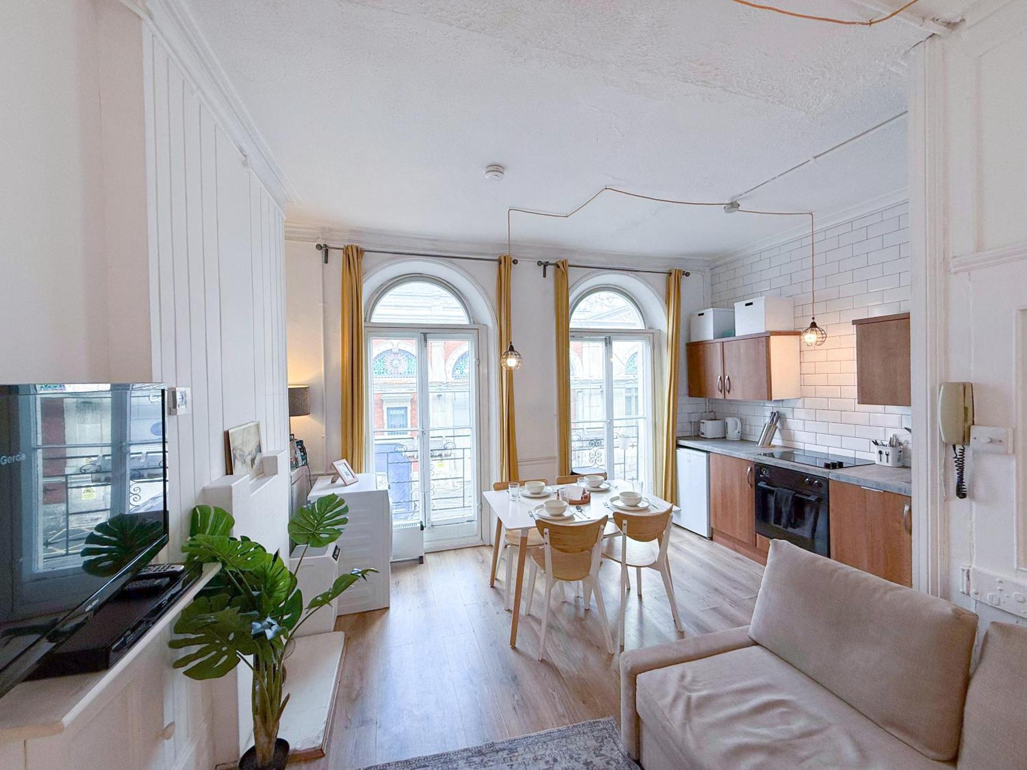 Chic 2-bedroom Flat In Farringdon Barbican Centre