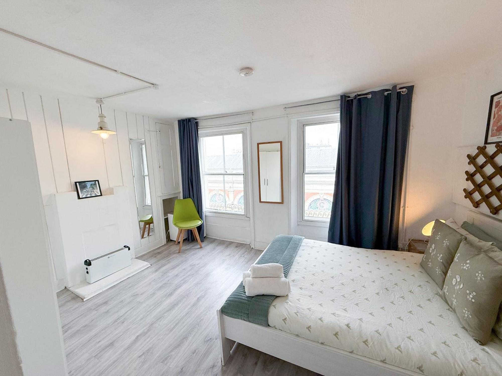 Chic 2-bedroom Flat In Farringdon Barbican Centre Holiday home