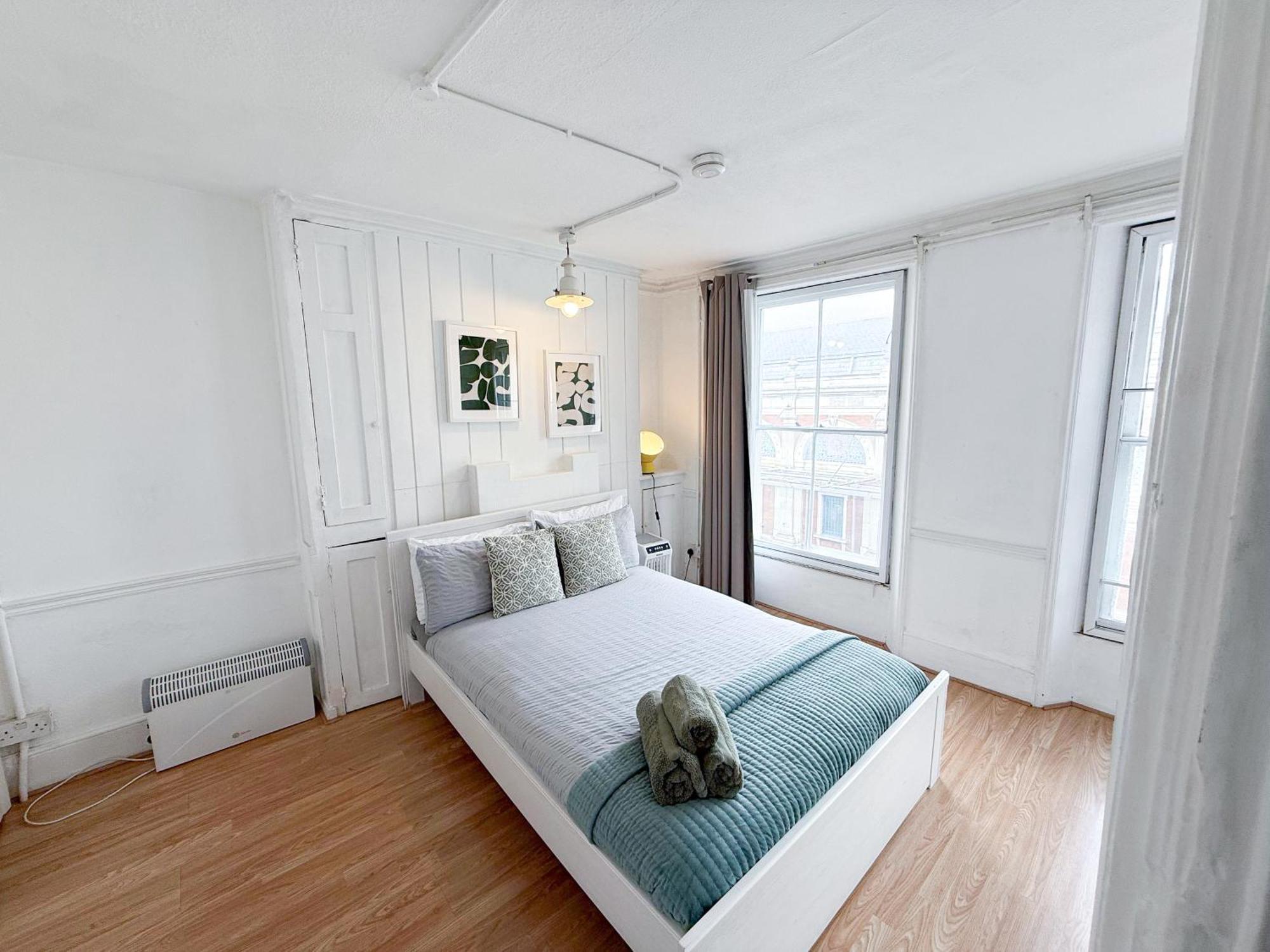 Chic 2-bedroom Flat In Farringdon Barbican Centre Holiday home *