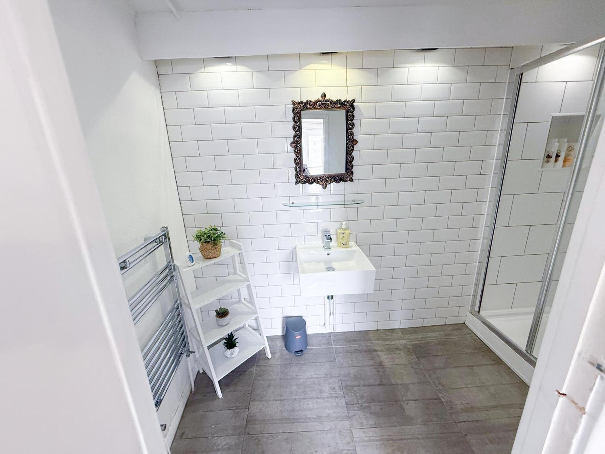 Chic 2-bedroom Flat In Farringdon Barbican Centre London