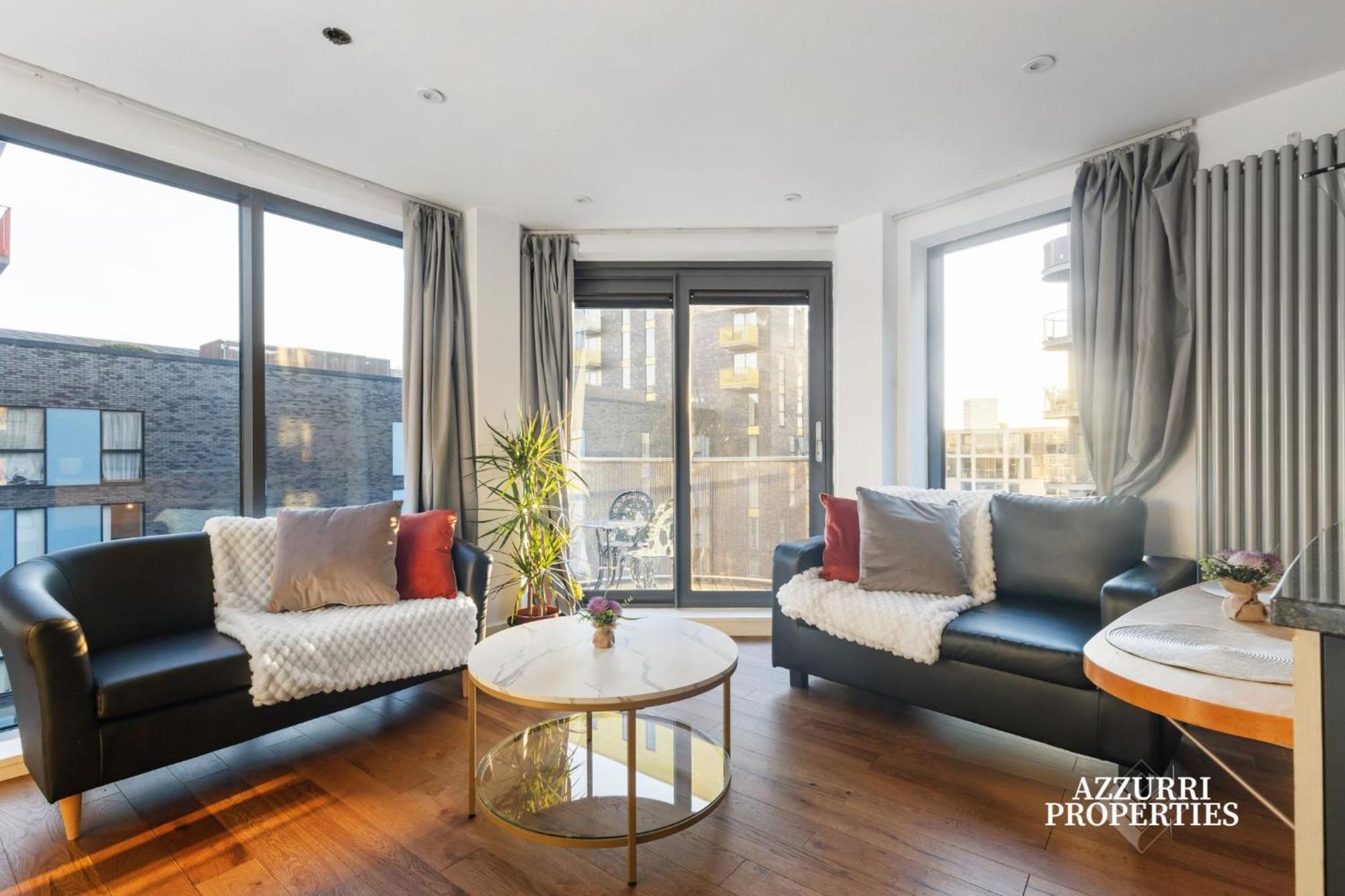 2 Bed Only Five Minutes Walk From Crossharbour * London