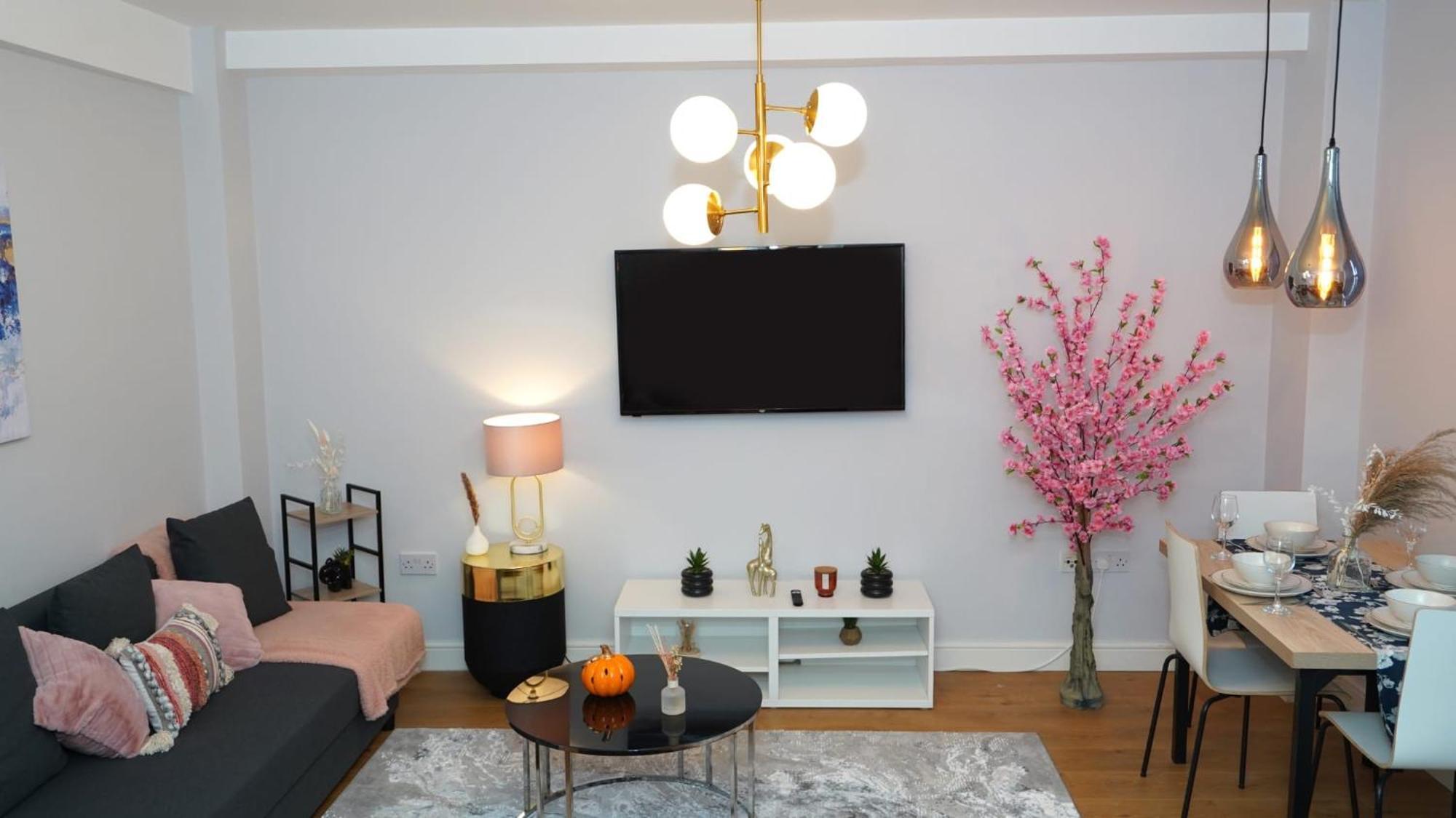 Comfortable Family Sussex Garden Apartment London