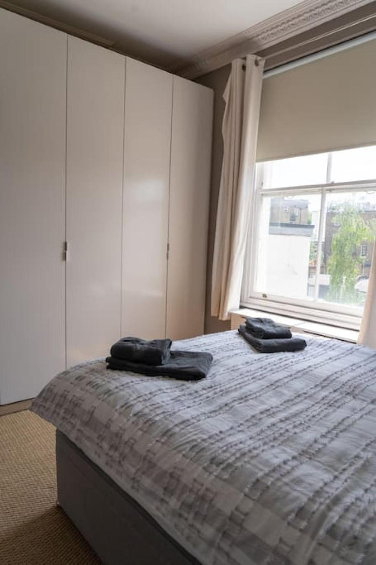 Apartment Modern Flat On Charming Warwick Avenue *