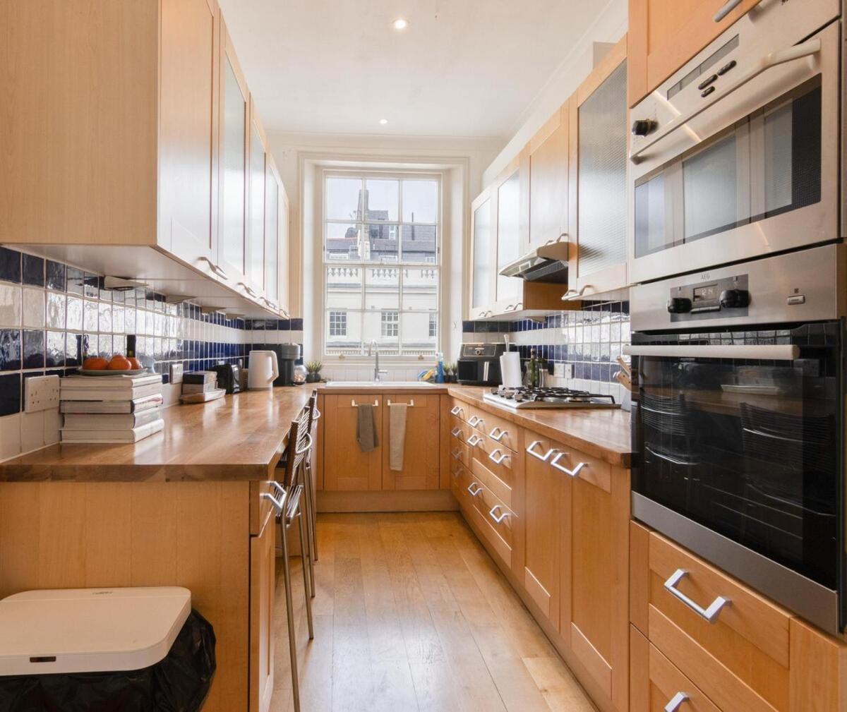 3 Bedroom Luxury In Eaton Square London