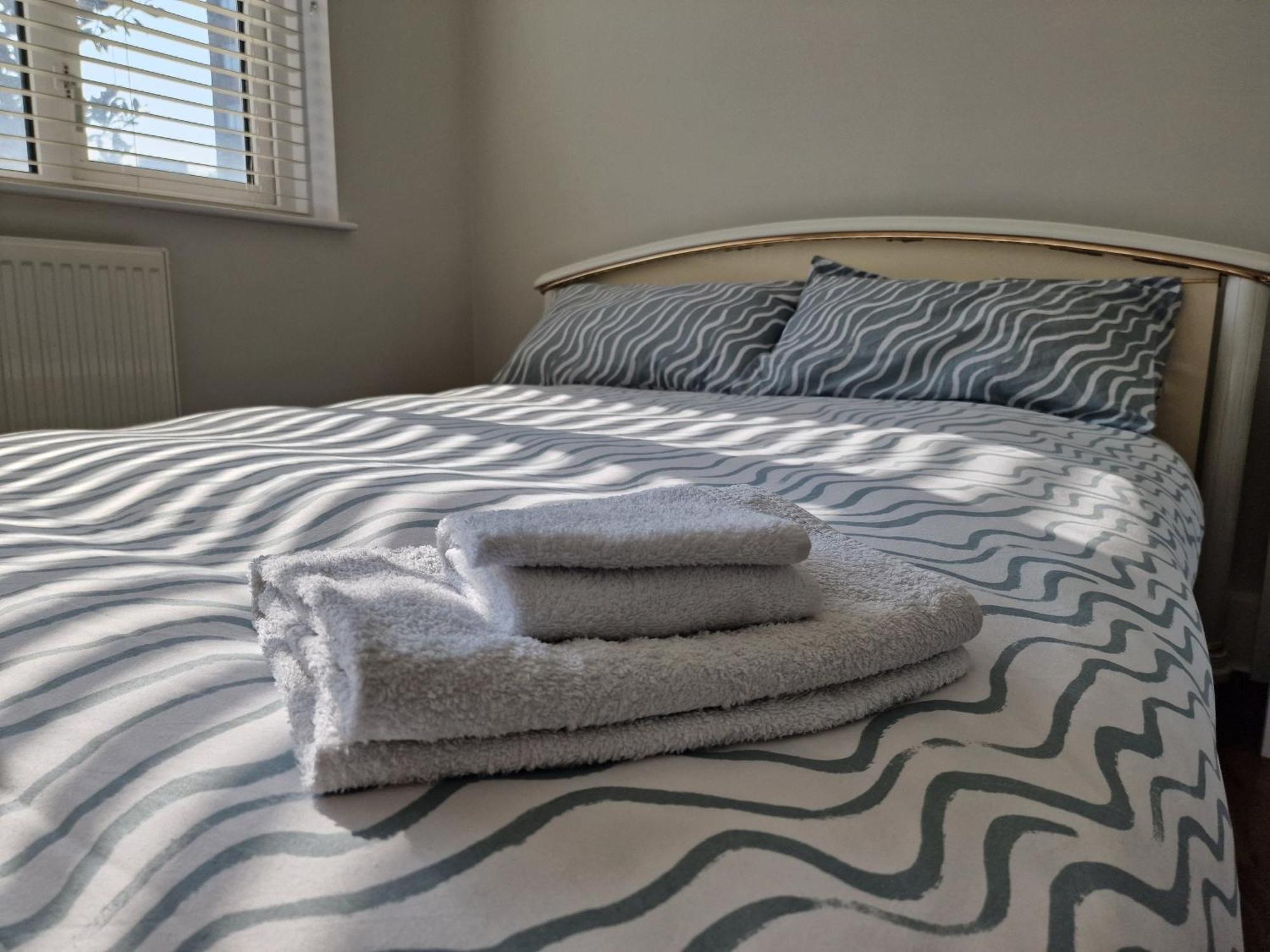 Apartment 2 Bed Close To