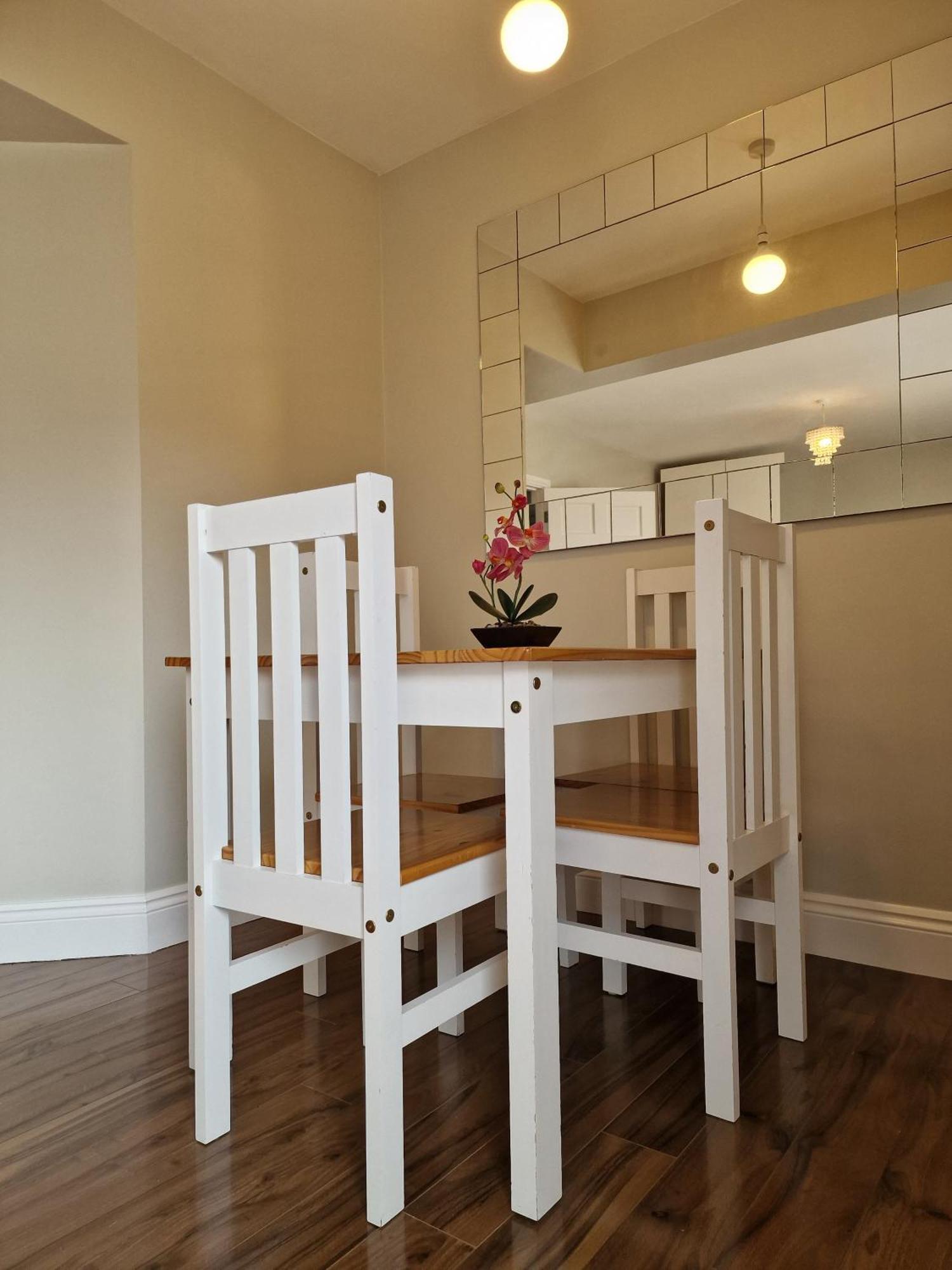 Apartment 2 Bed Close To London