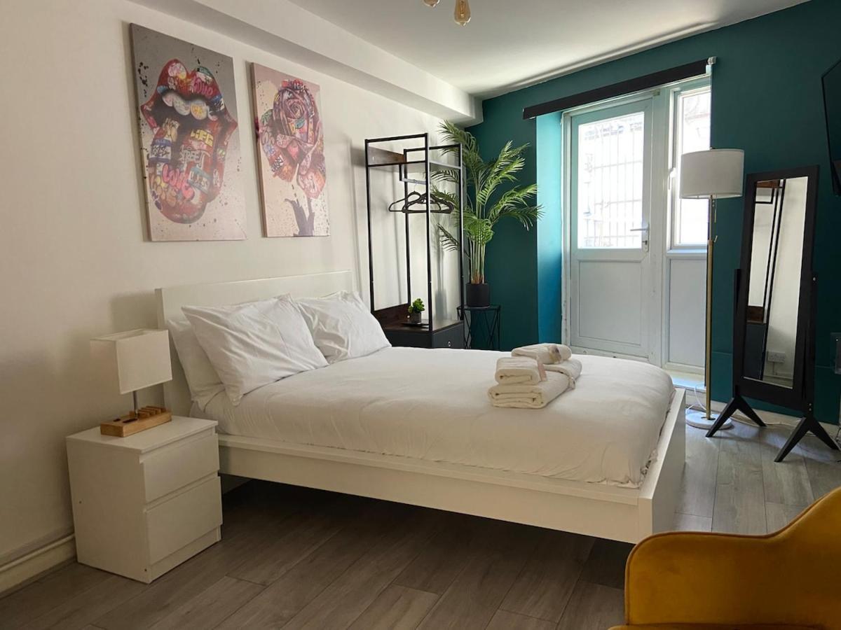 Apartment Serviced *