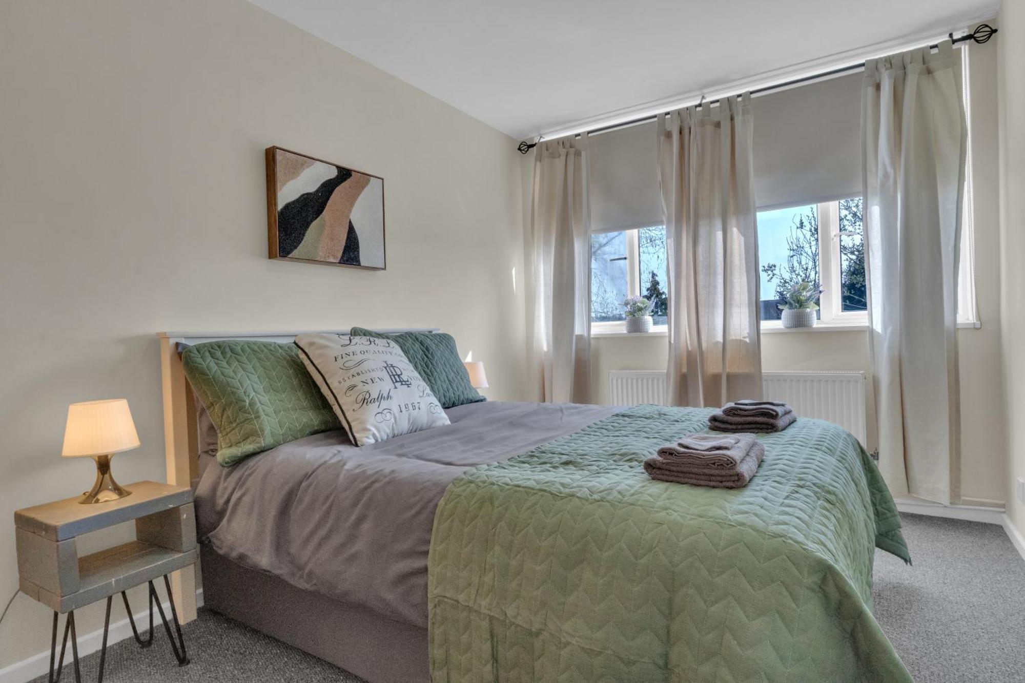 Love-all Wimbledon With Free Parking Apartment London