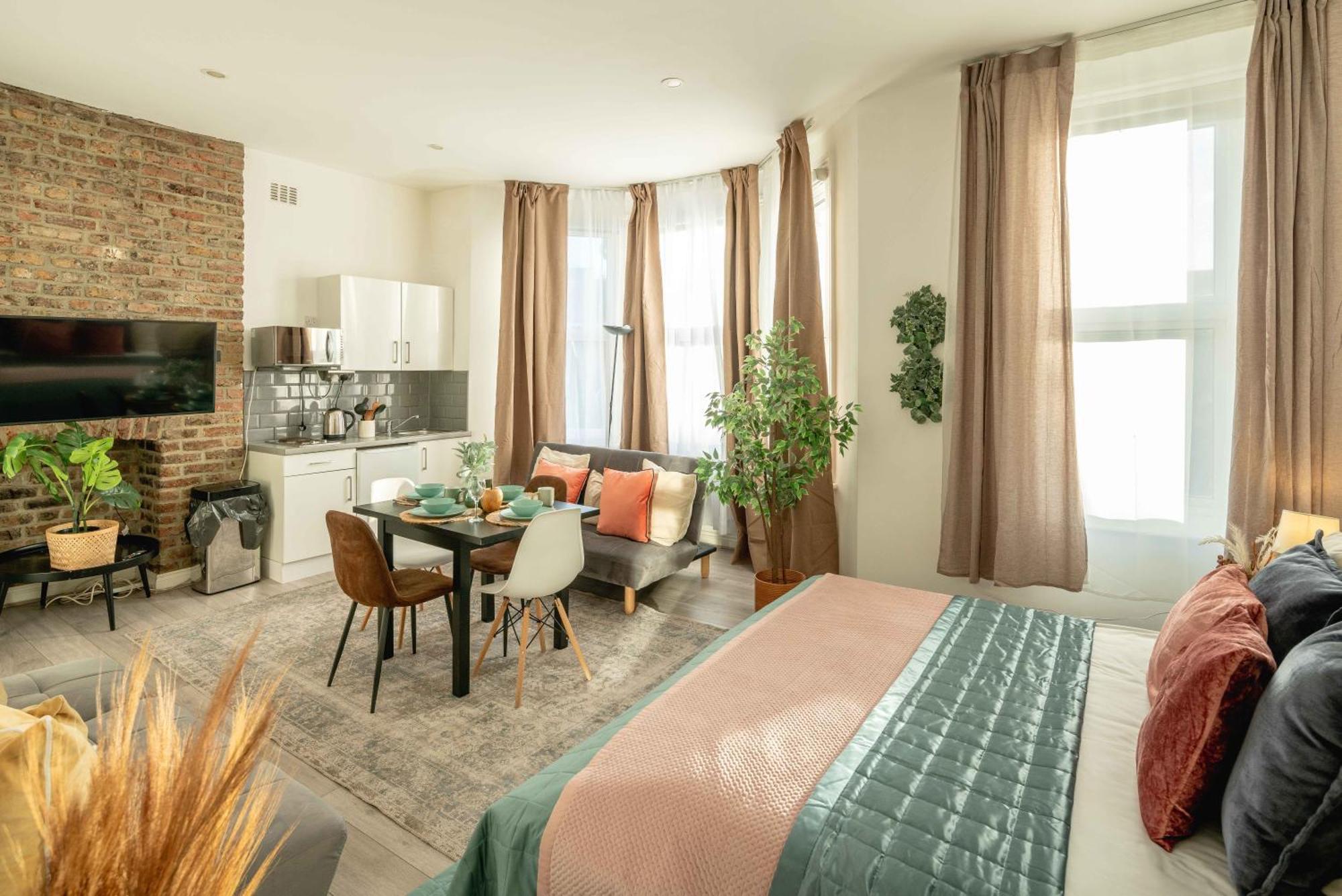 Apartment Bright By Hampstead & Kilburn For 4 London