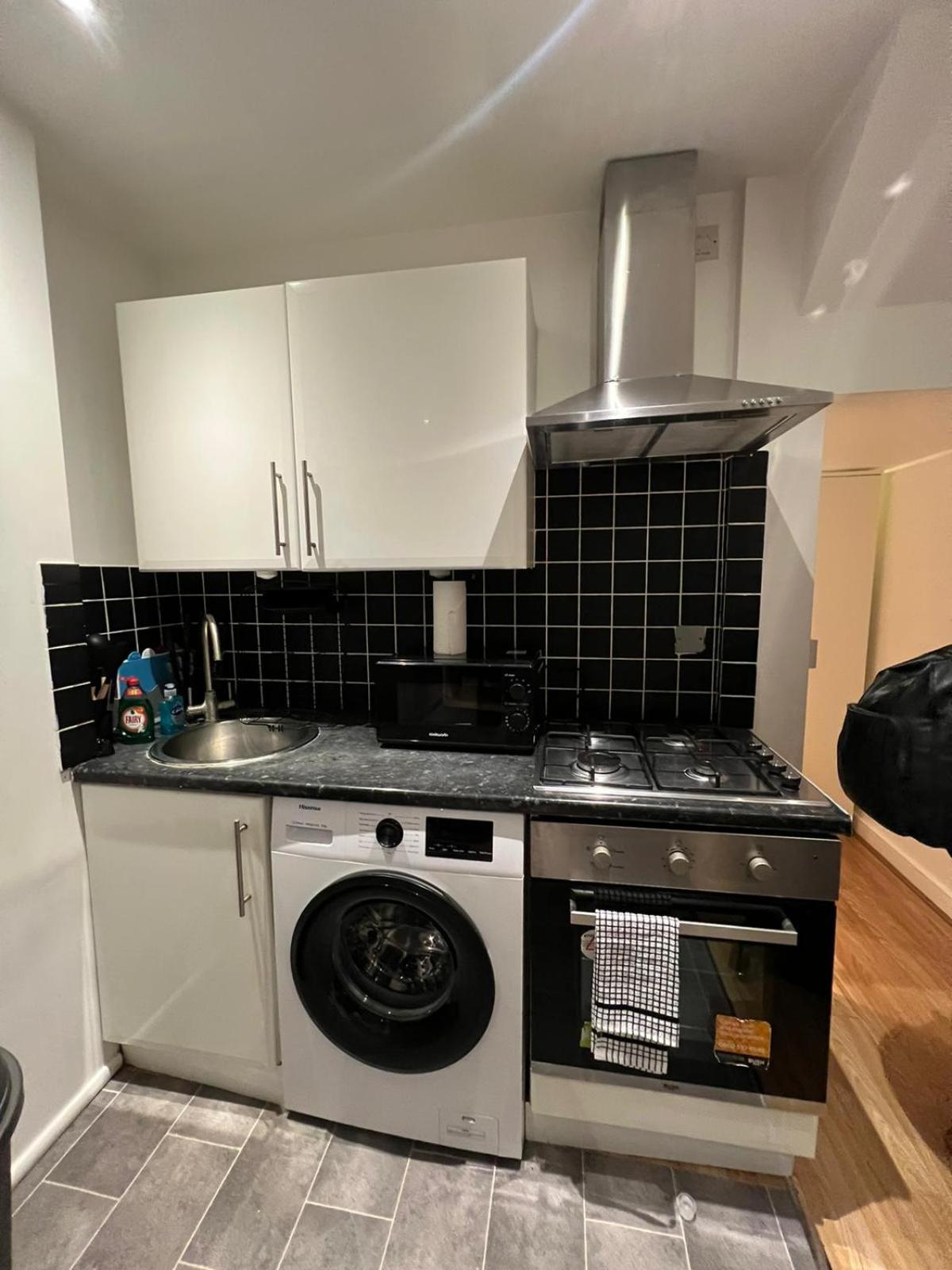 Stylish 2 Bed North