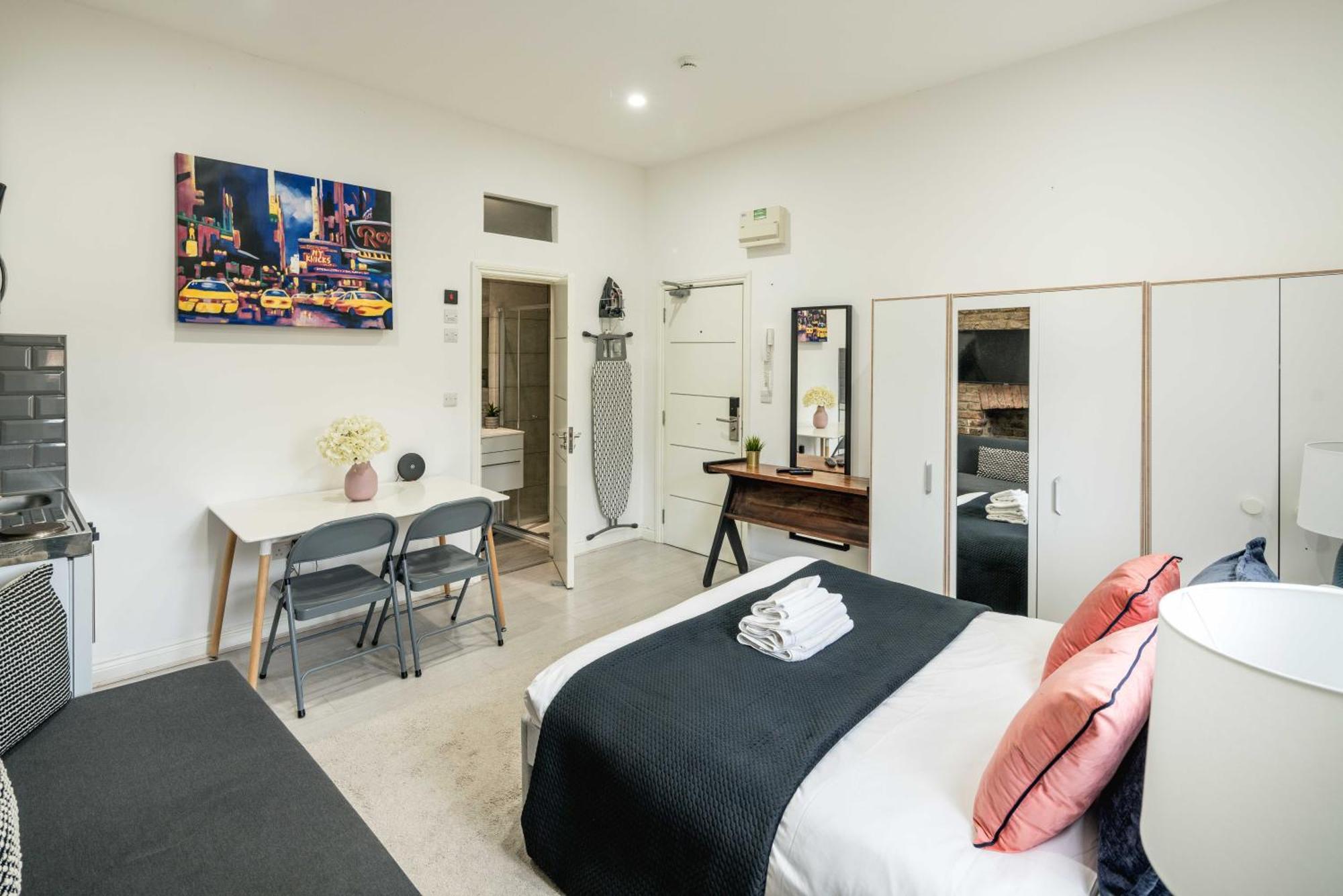 Stylish Flat For 2-4 By Kilburn & Hampstead Station