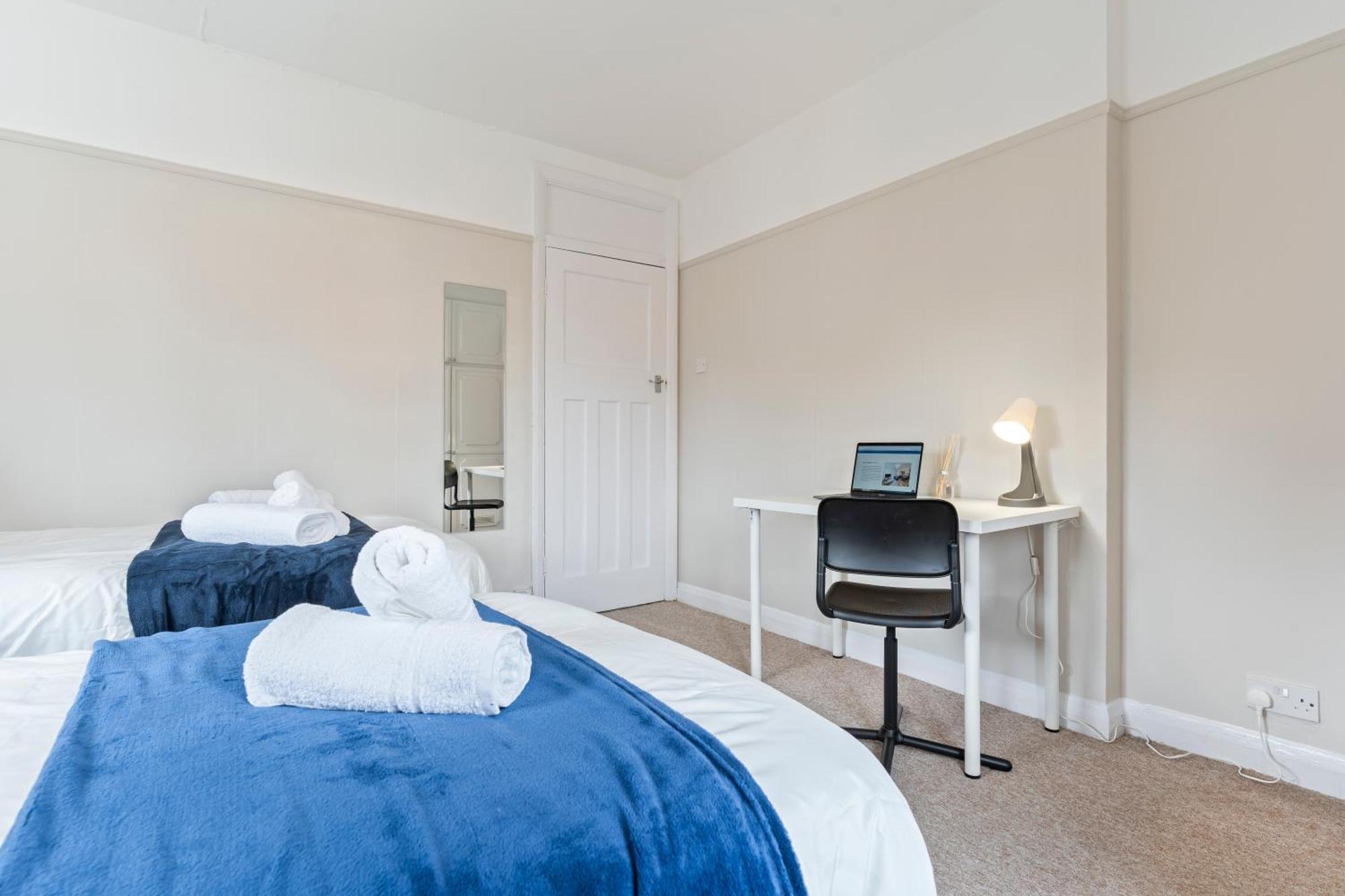 Wembley Stadium 2 Bed Pad Tube Station Apartment