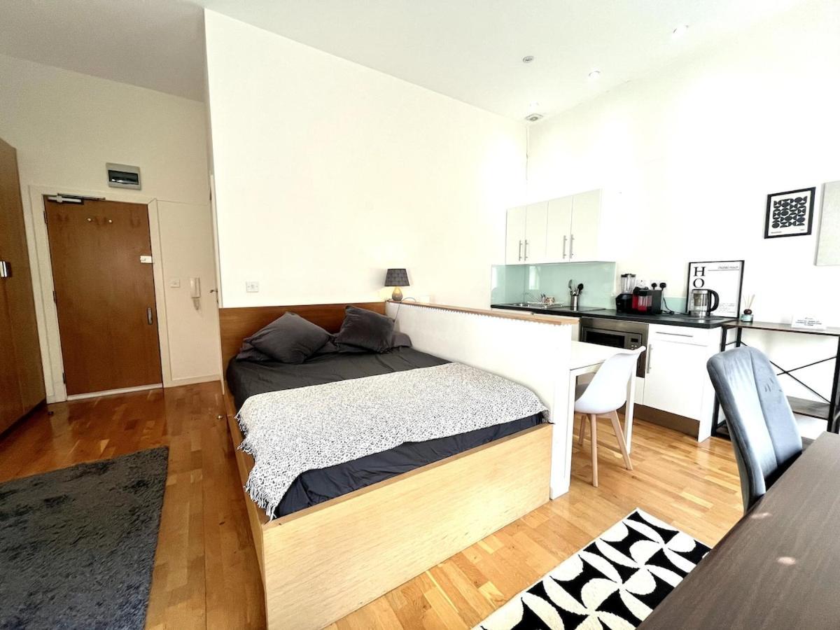 Apartment Flat In Centre Of *