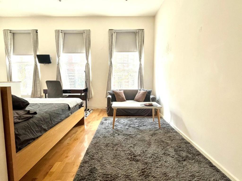 Apartment Flat In Centre Of London