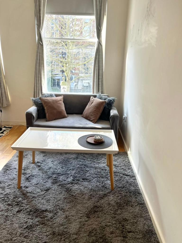 Flat In Centre Of * London