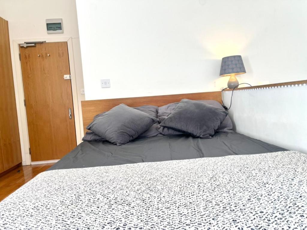 Flat In Centre Of * London