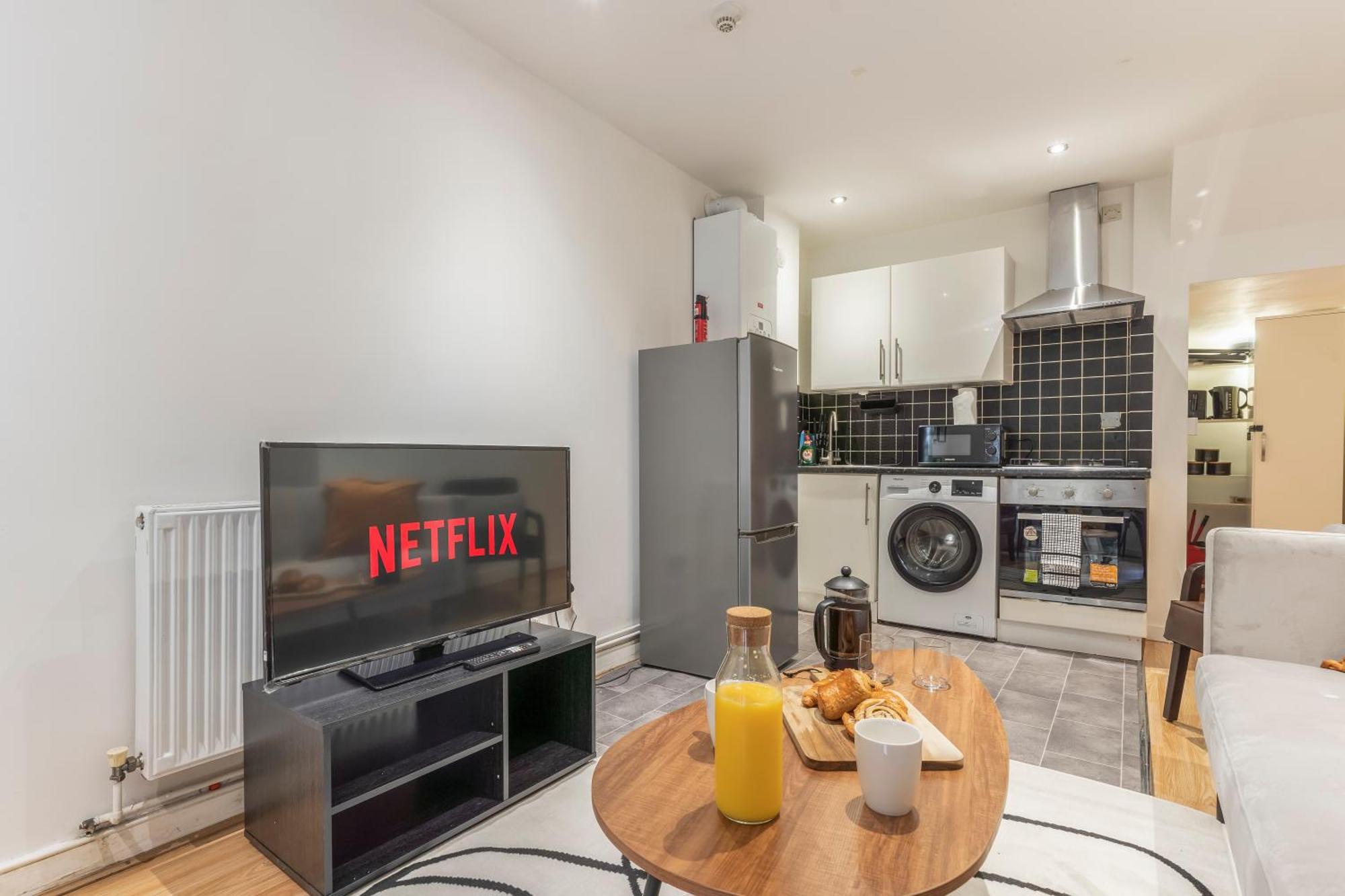 Stylish 2 Bed North * London